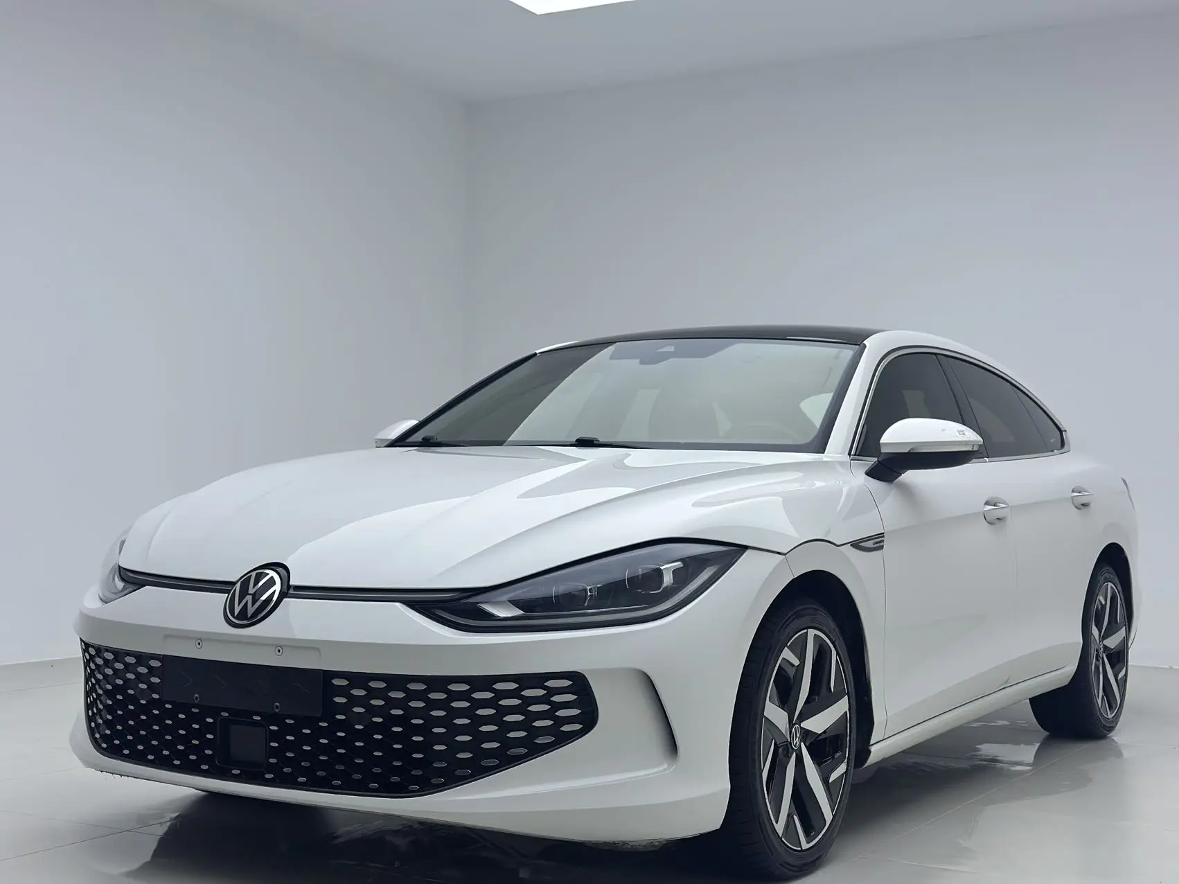 Volkswagen Lamando (Lingdu)  из Китая