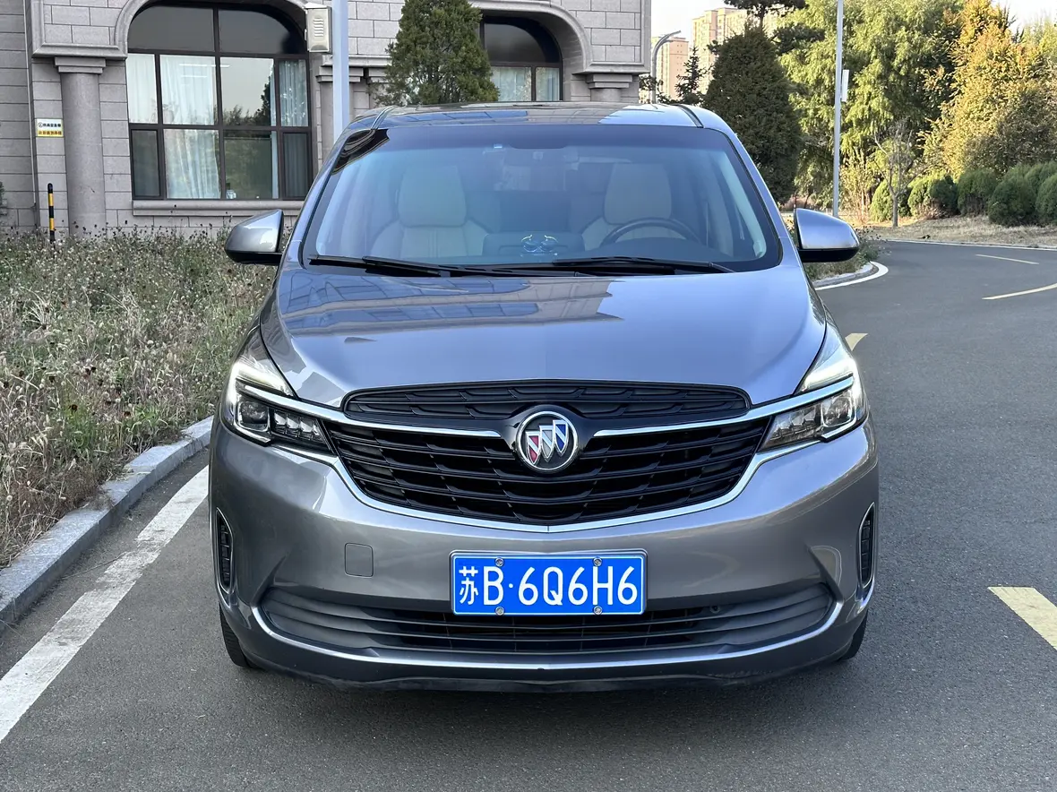 Buick GL8  из Китая