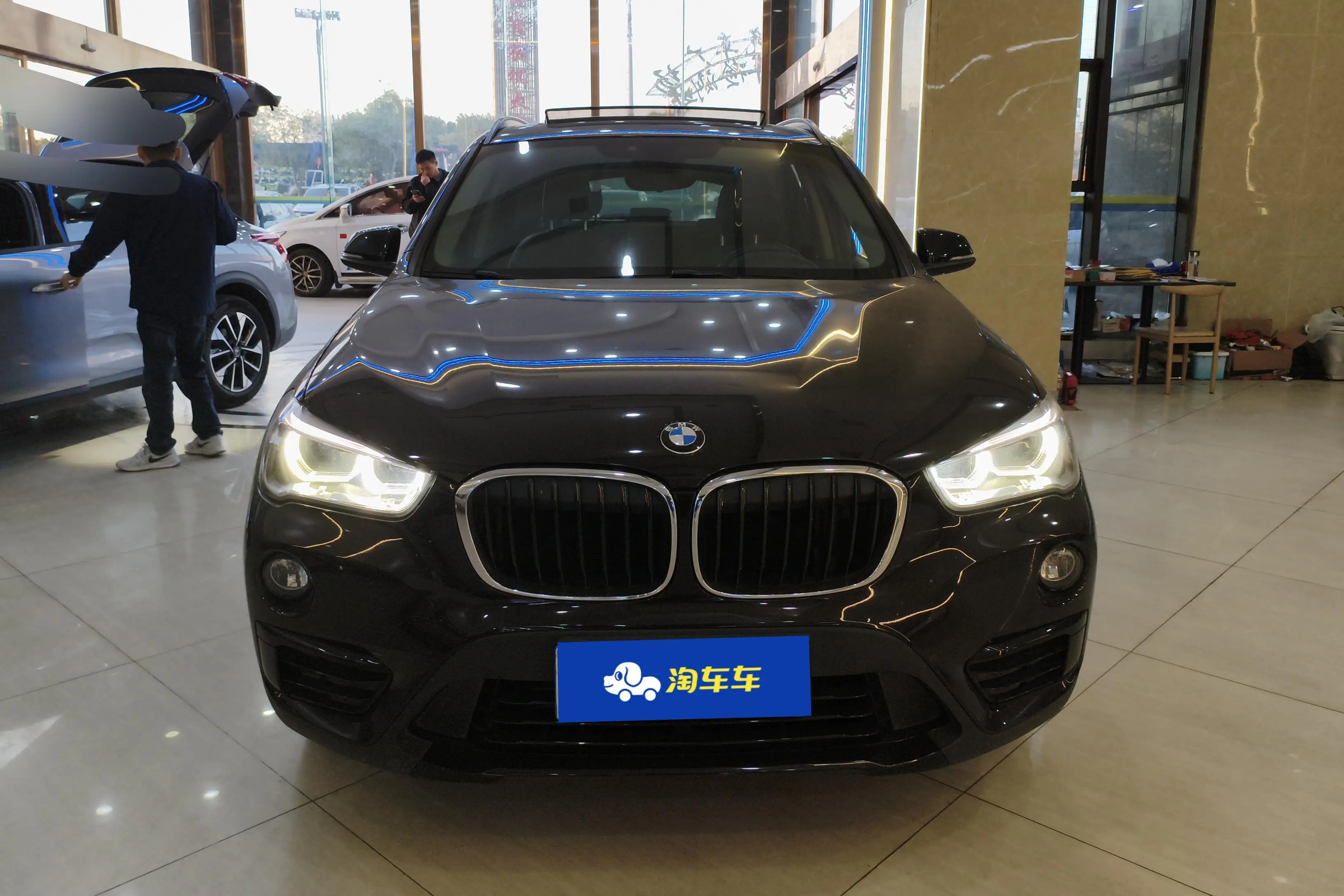BMW X1  из Китая