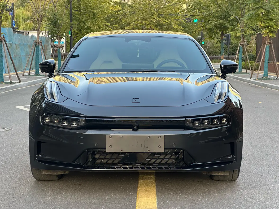 ZEEKR 001  из Китая