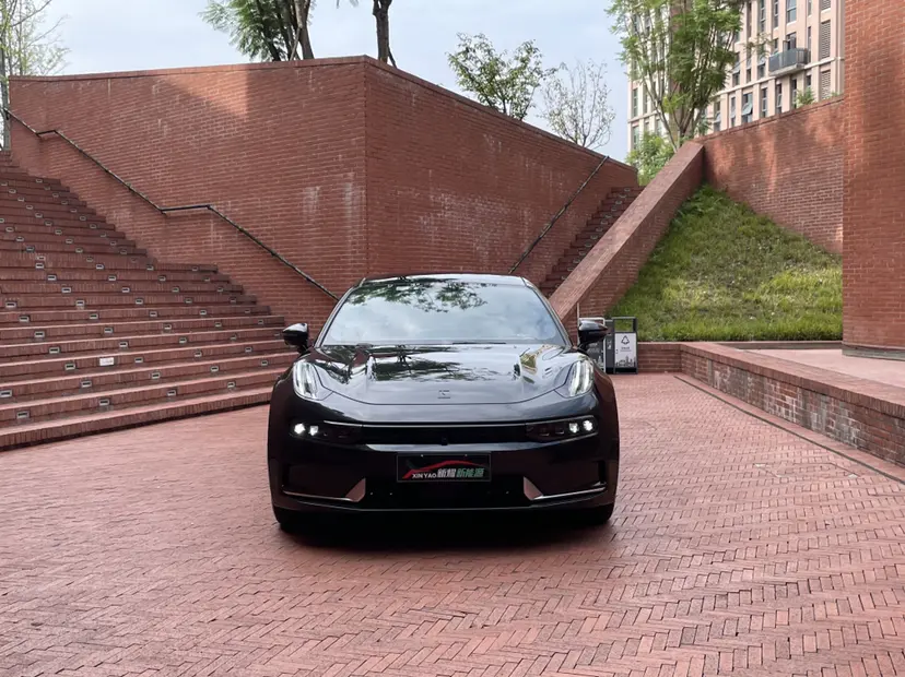 ZEEKR 001  из Китая