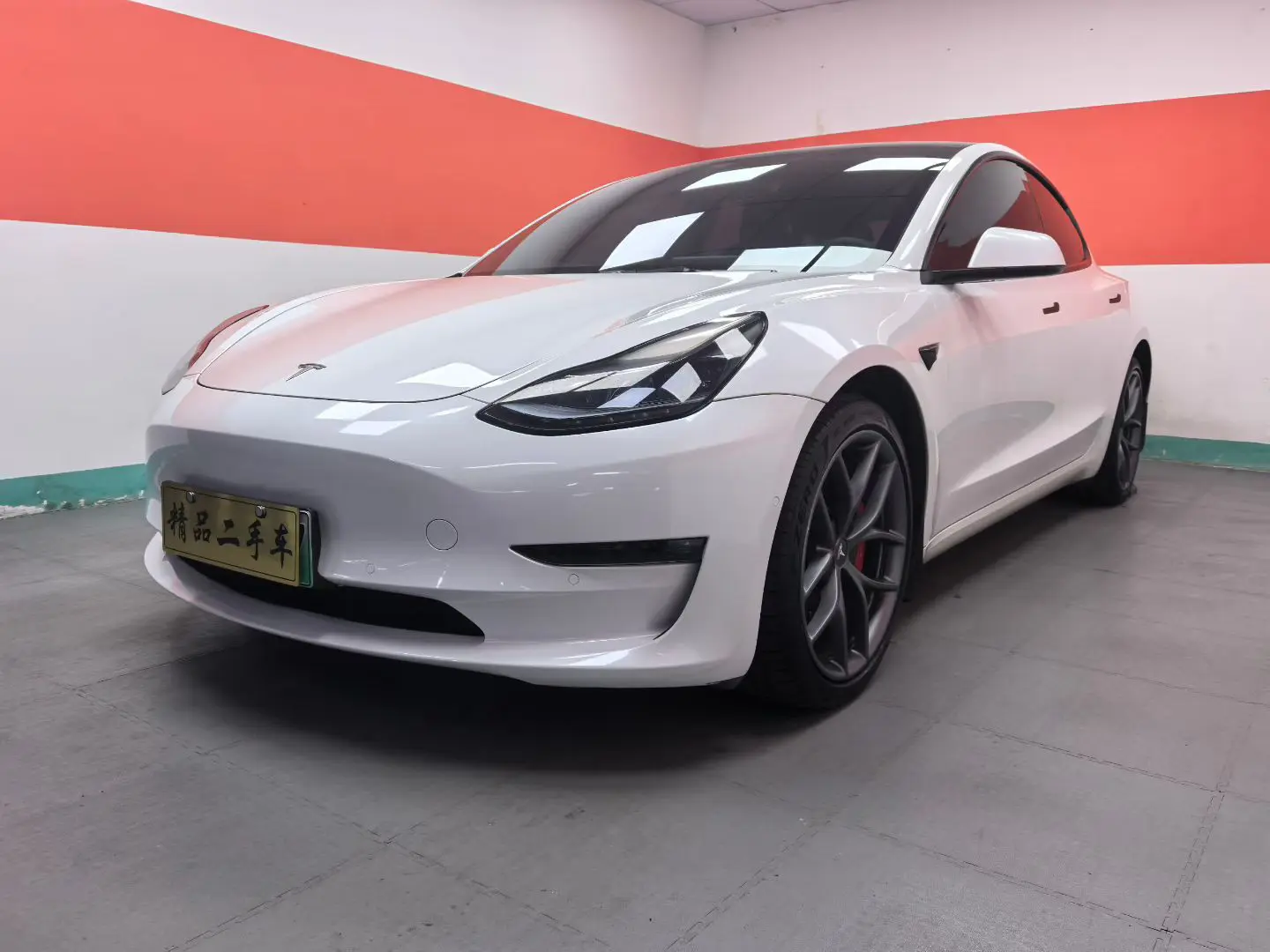 Tesla Model 3  из Китая