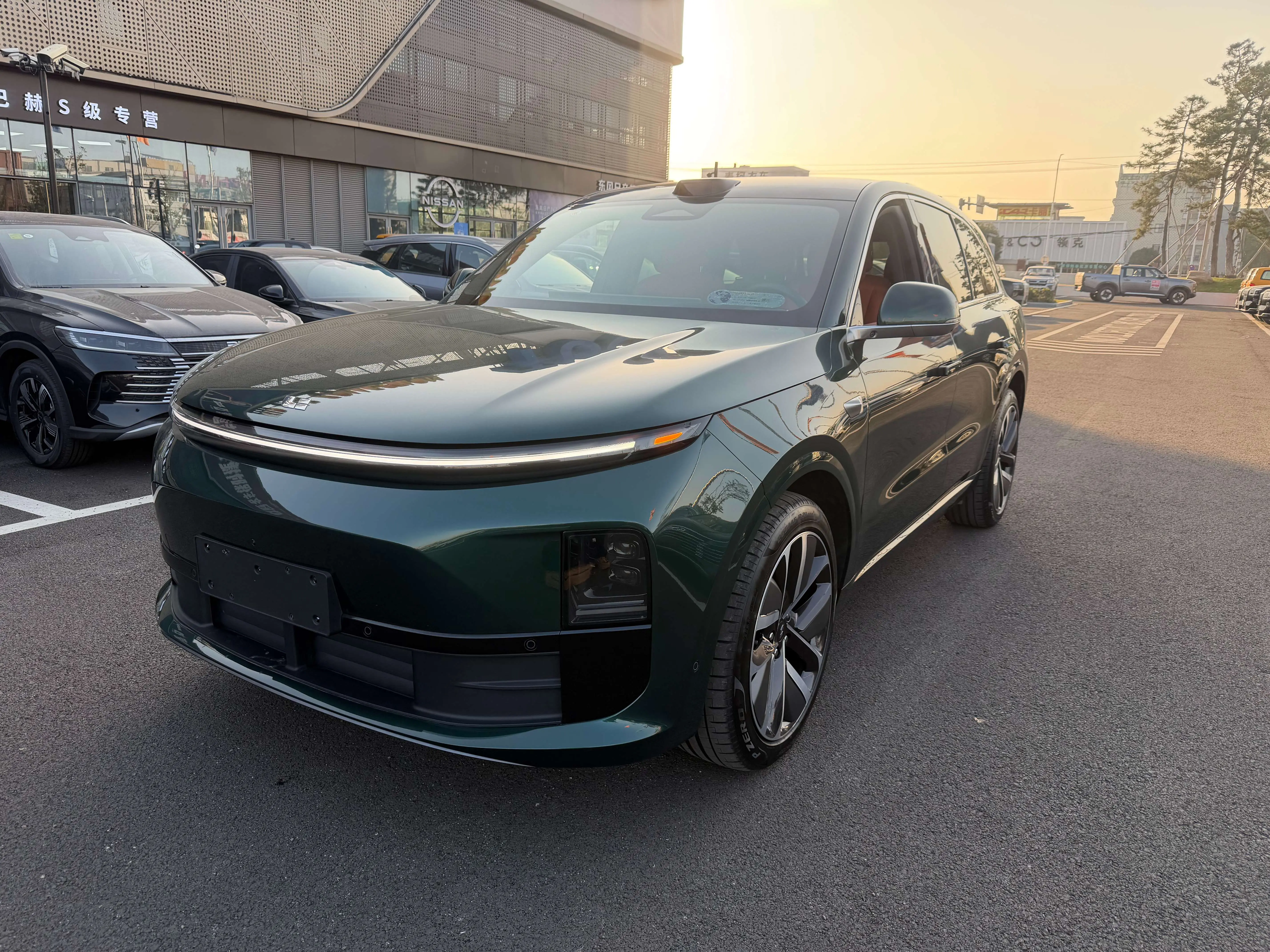 Li L6 (Ideal L6)  из Китая