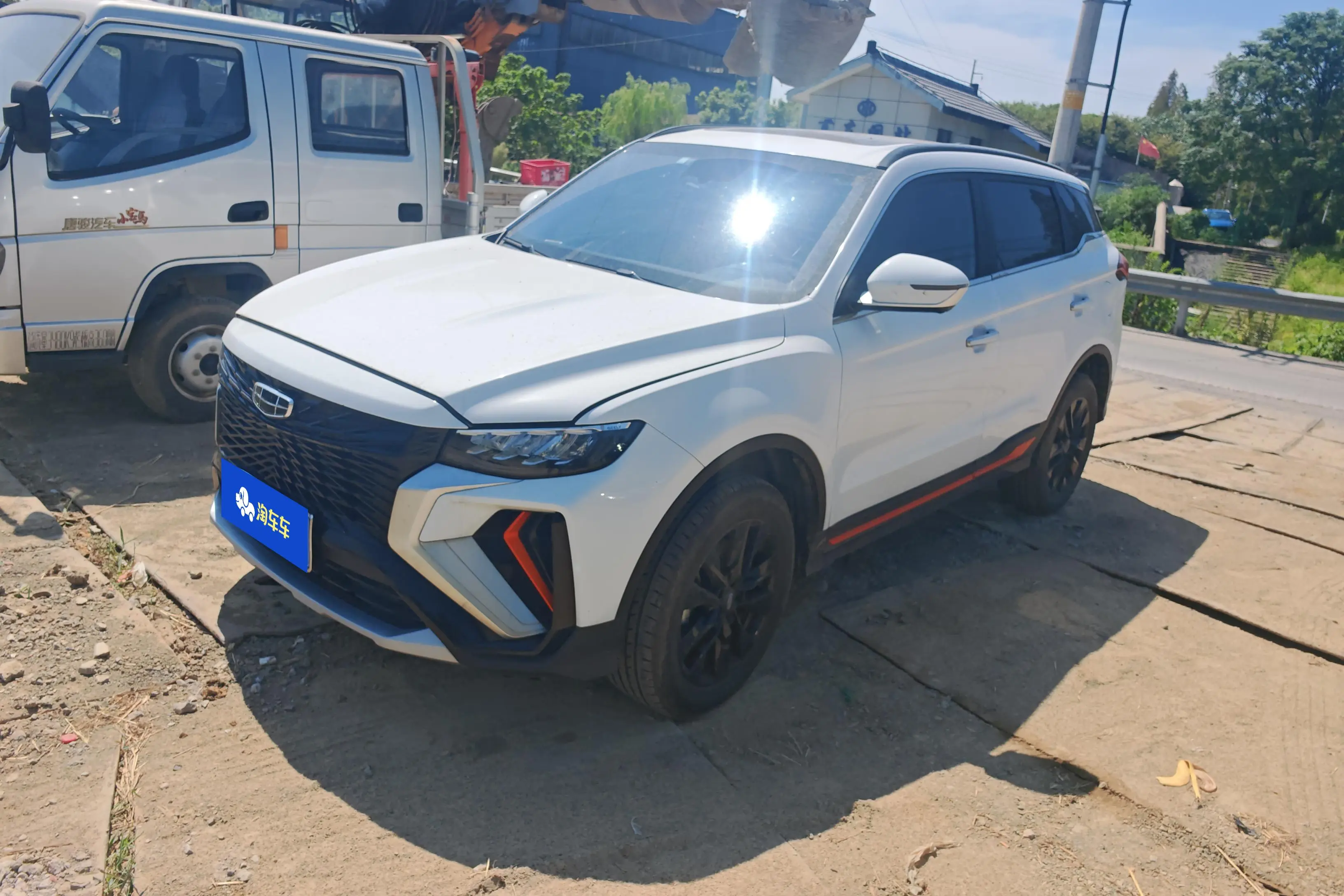 Geely Atlas (Boyue)  из Китая
