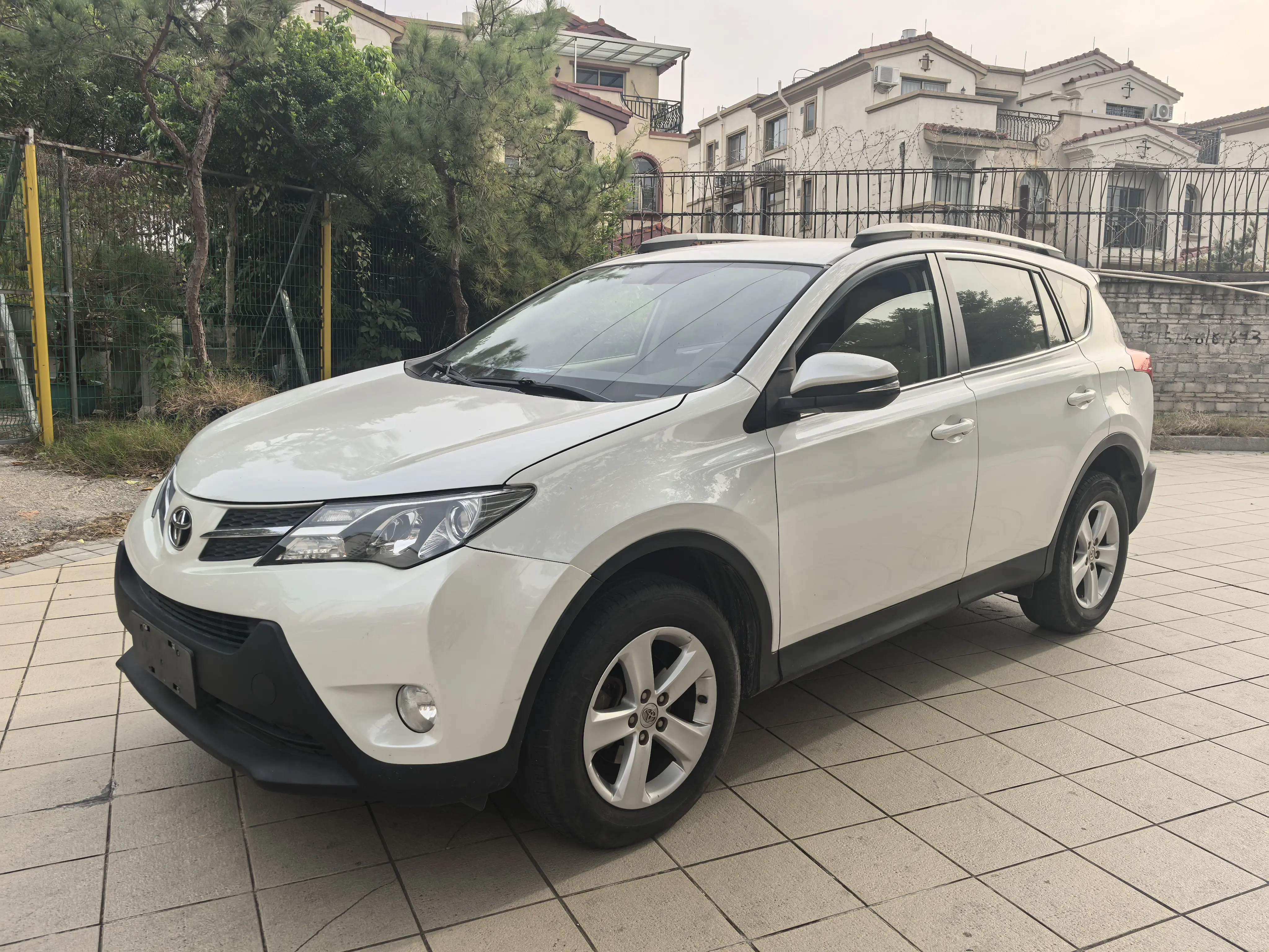 Toyota RAV4  из Китая