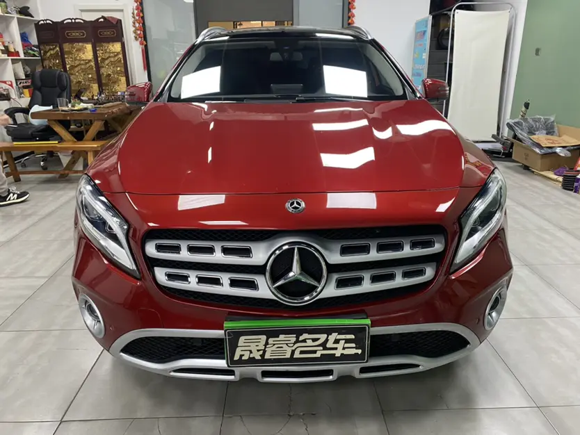 Mercedes-Benz GLA  из Китая