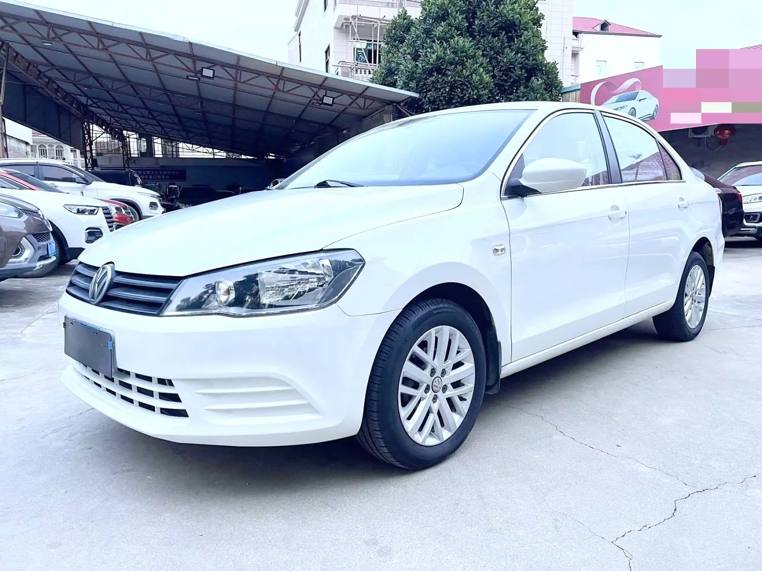 Volkswagen Jetta  из Китая