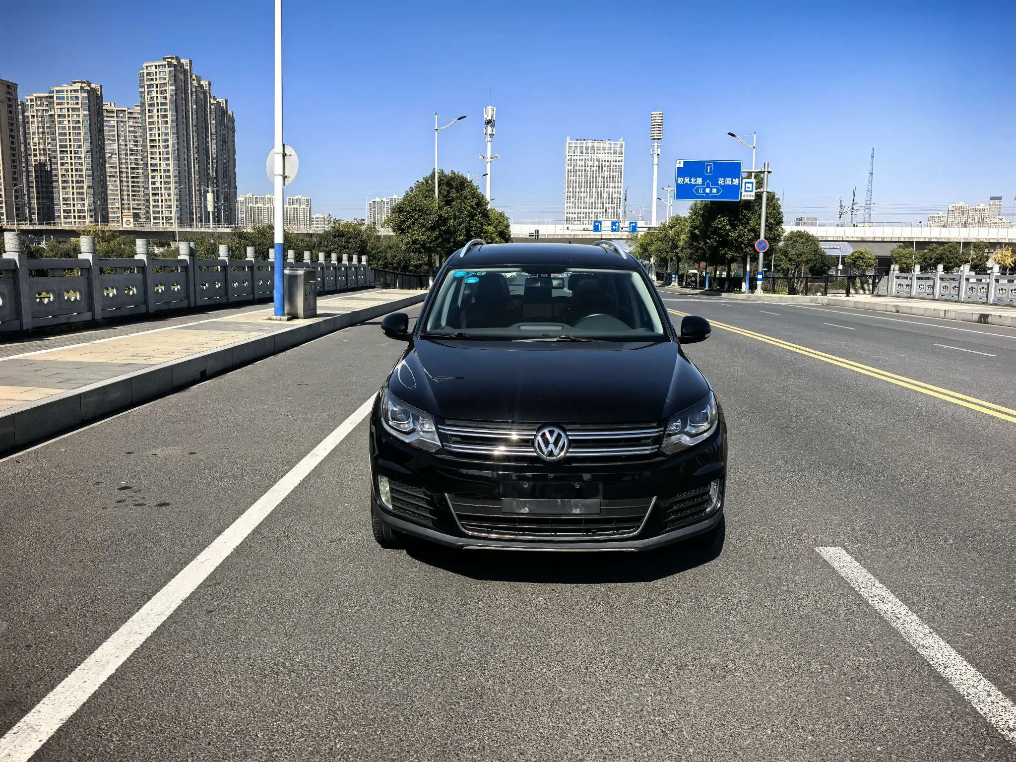 Volkswagen Tiguan  из Китая