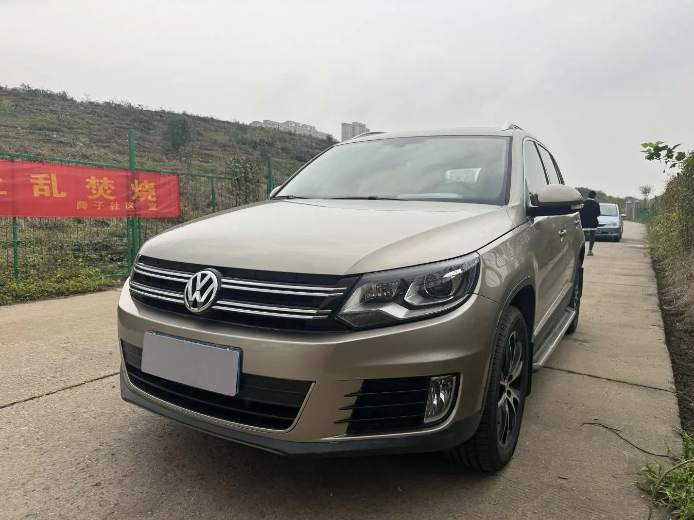 Volkswagen Tiguan  из Китая