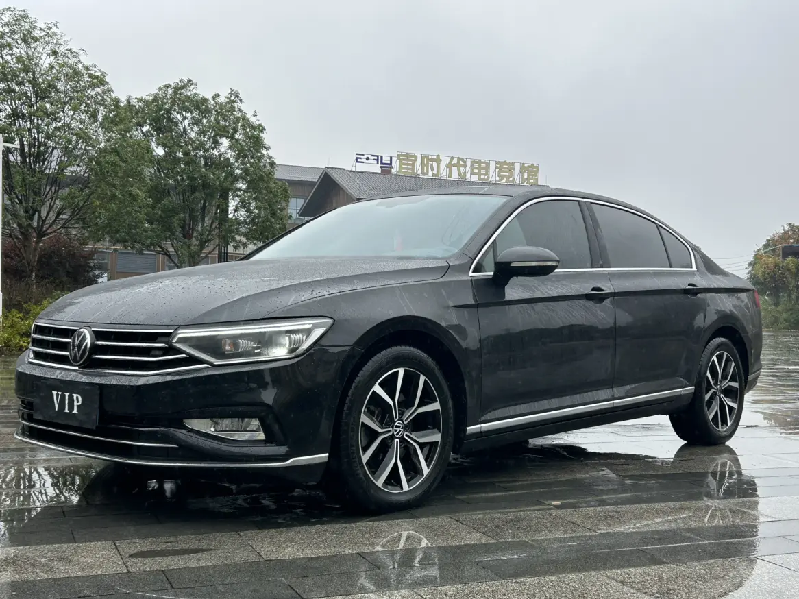 Volkswagen Magotan  из Китая