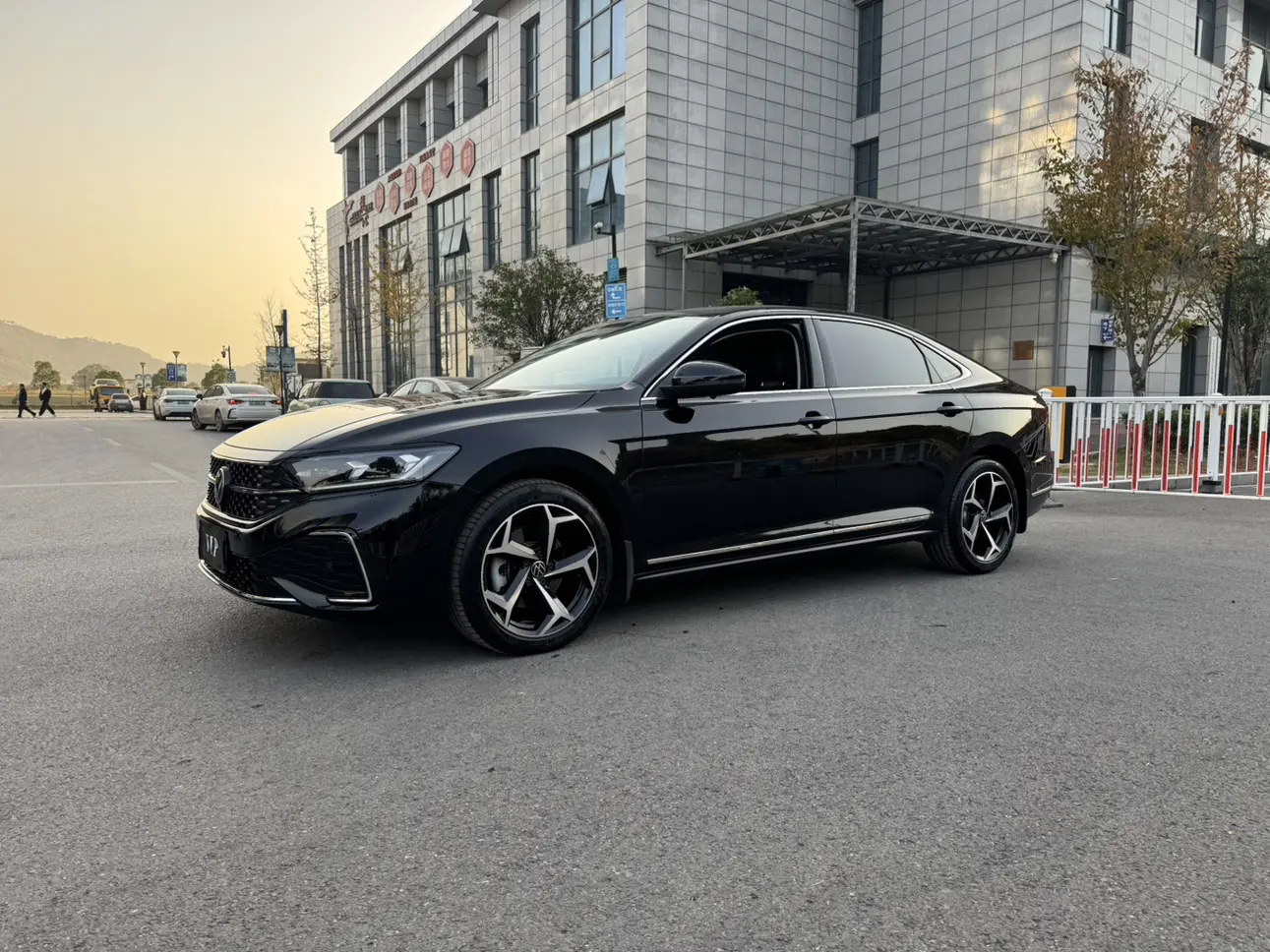 Volkswagen Passat  из Китая