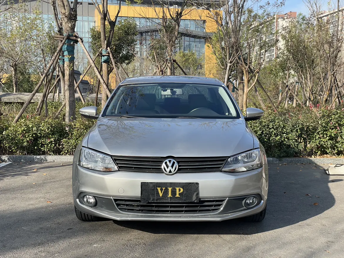 Volkswagen Sagitar  из Китая