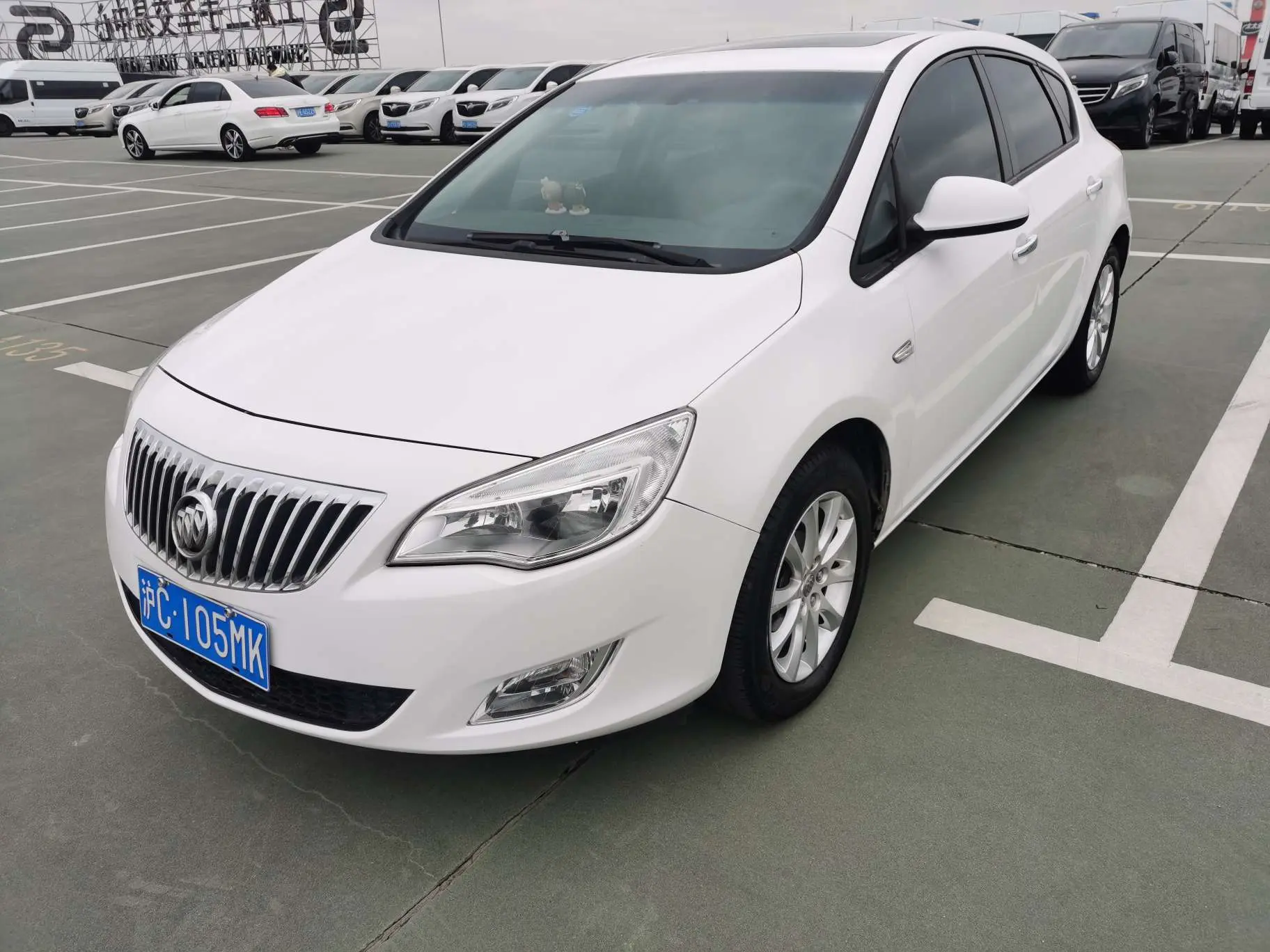Buick Yinglang  из Китая