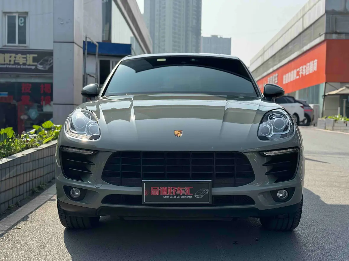 Porsche Macan  из Китая