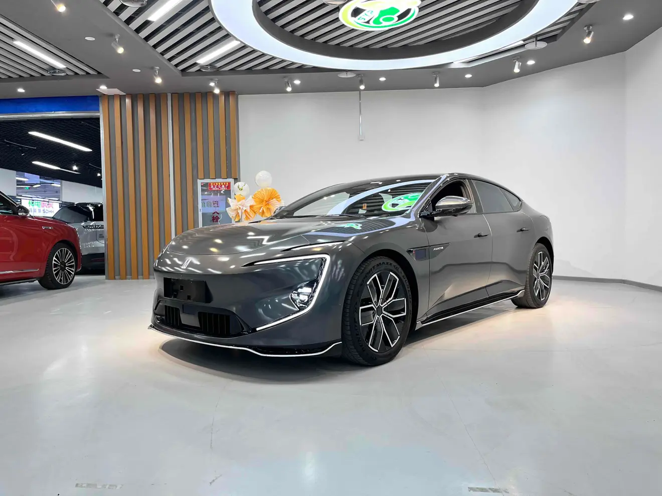 AVATR 12  из Китая