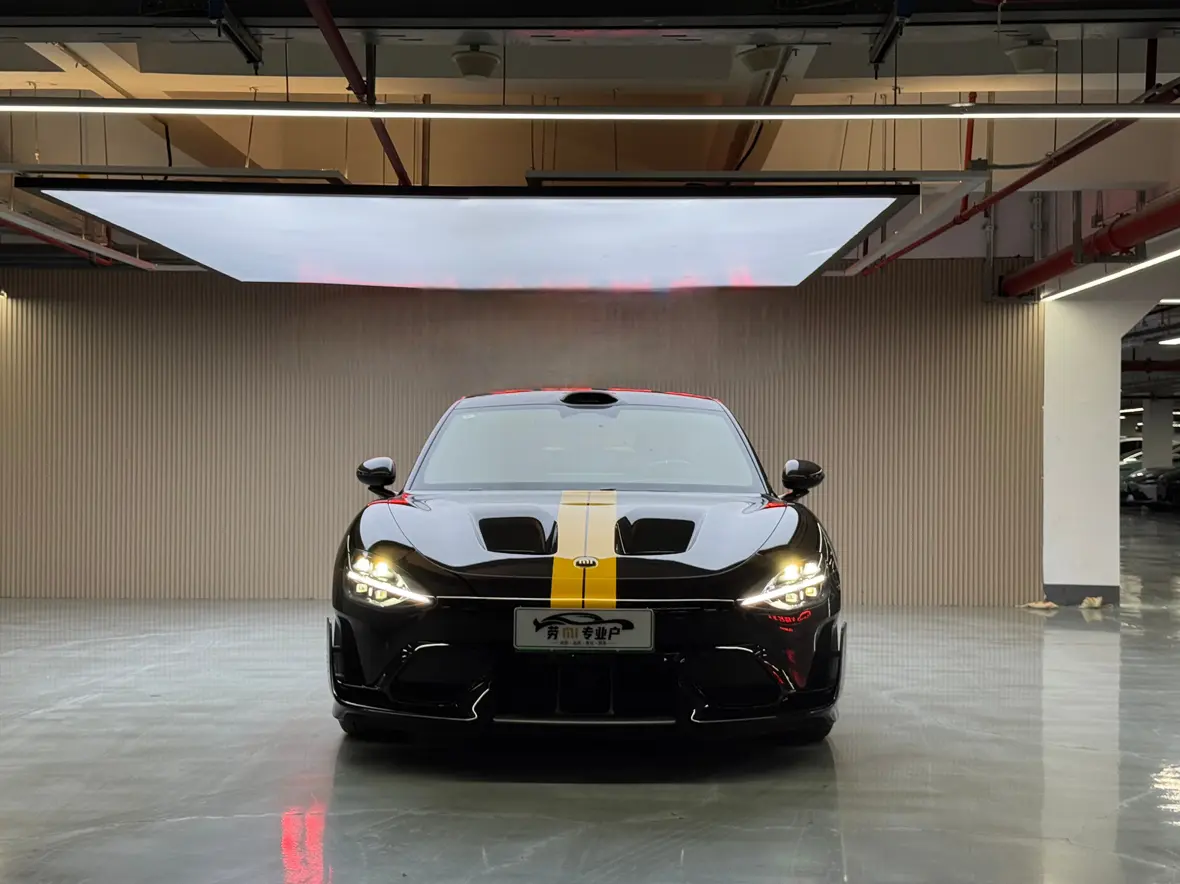 Xiaomi car Xiaomi SU7 Ultra  из Китая