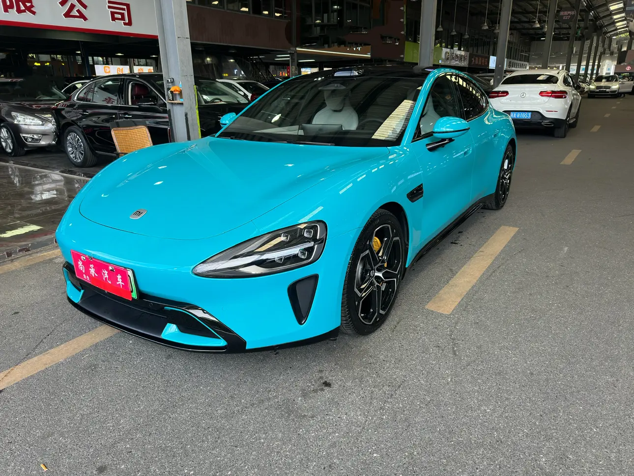 Xiaomi car Xiaomi SU7  из Китая