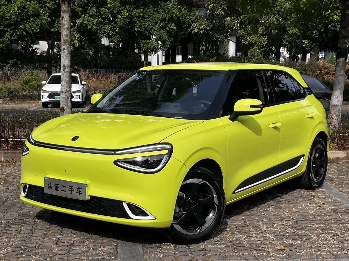 Dongfeng Nano 01  из Китая