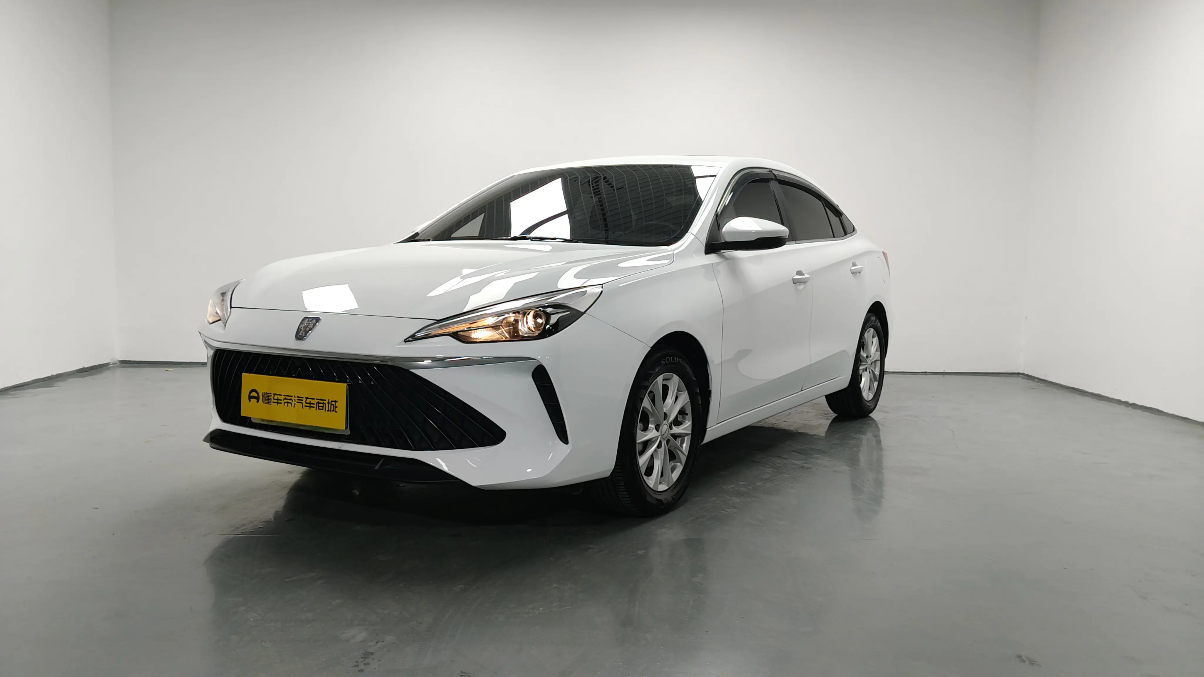 Roewe i5  из Китая