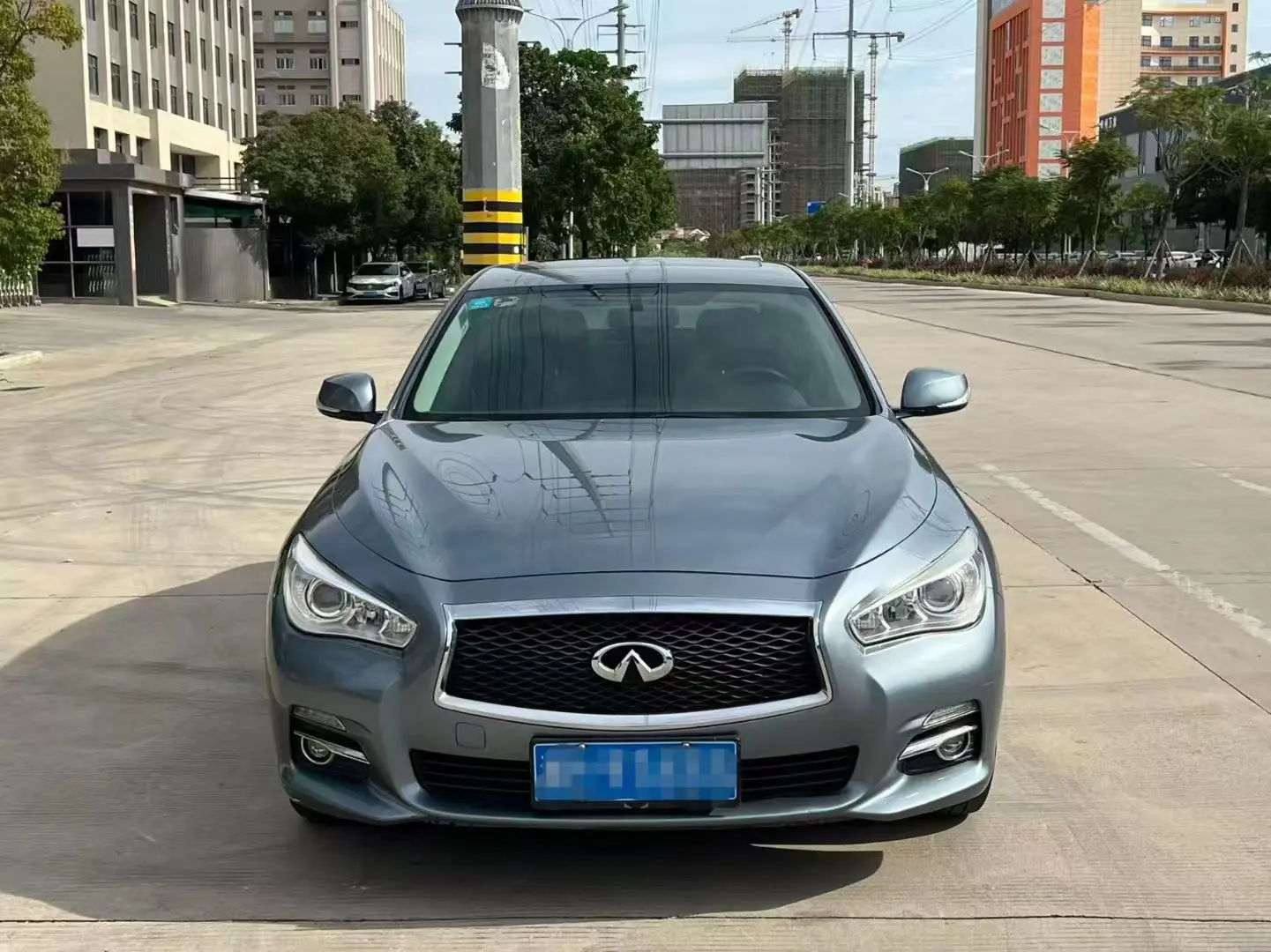 Infiniti Q50L  из Китая