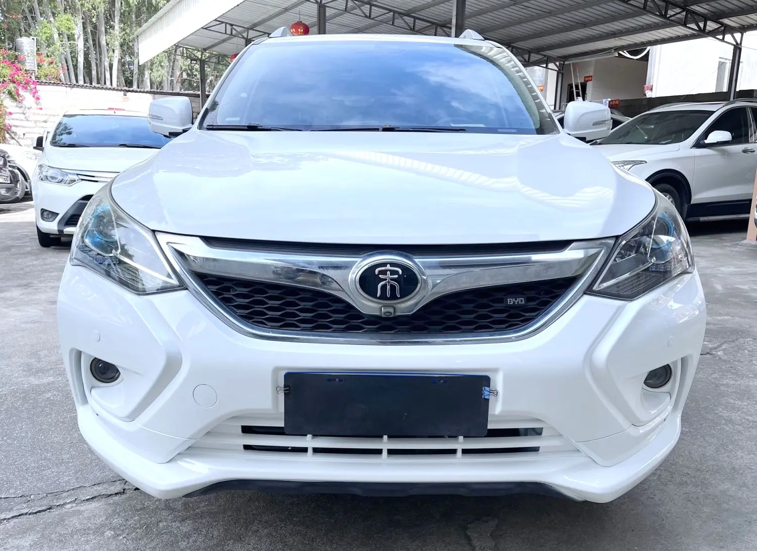 BYD Song  из Китая