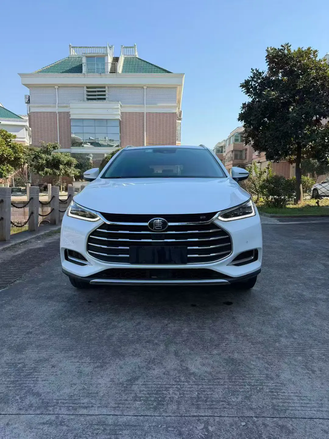 BYD Tang  из Китая