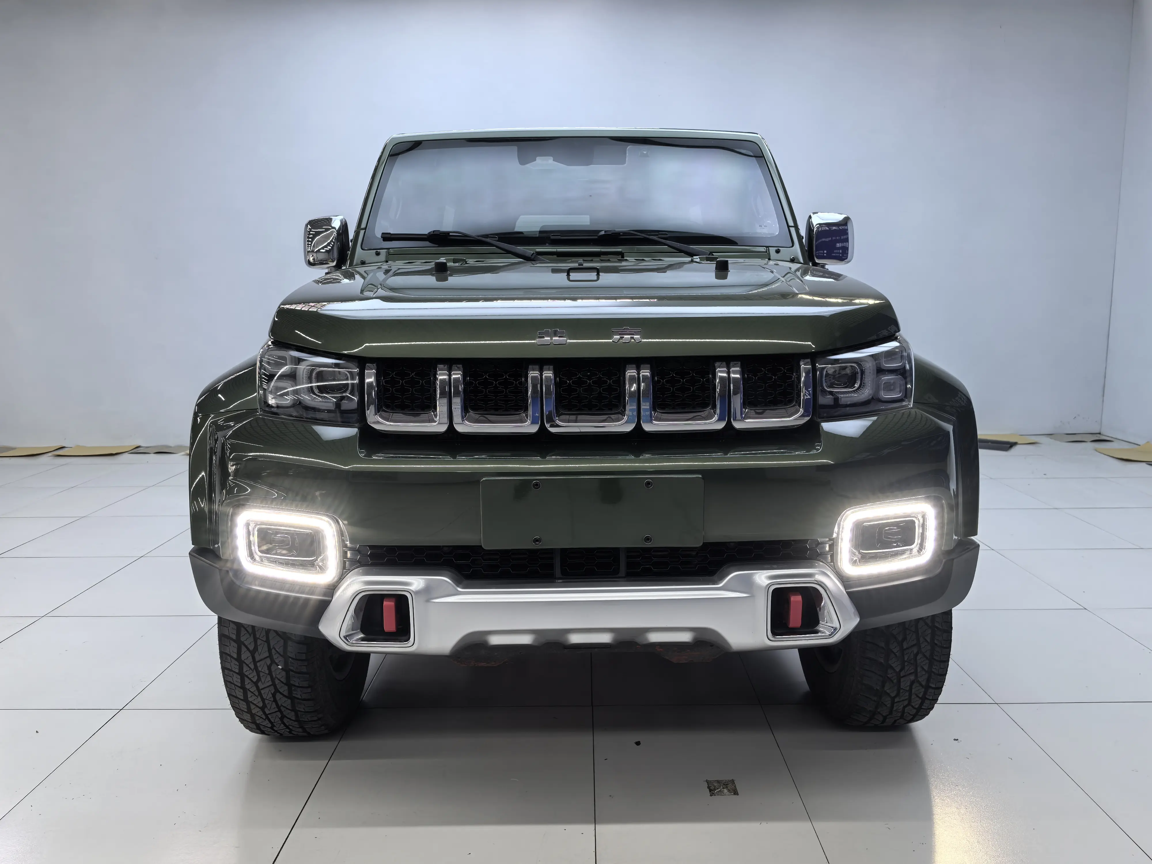 BAIC Beijing Off-road BJ40  из Китая