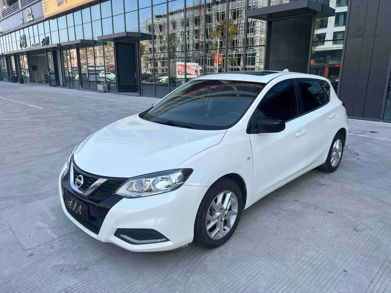 Nissan Tiida  из Китая