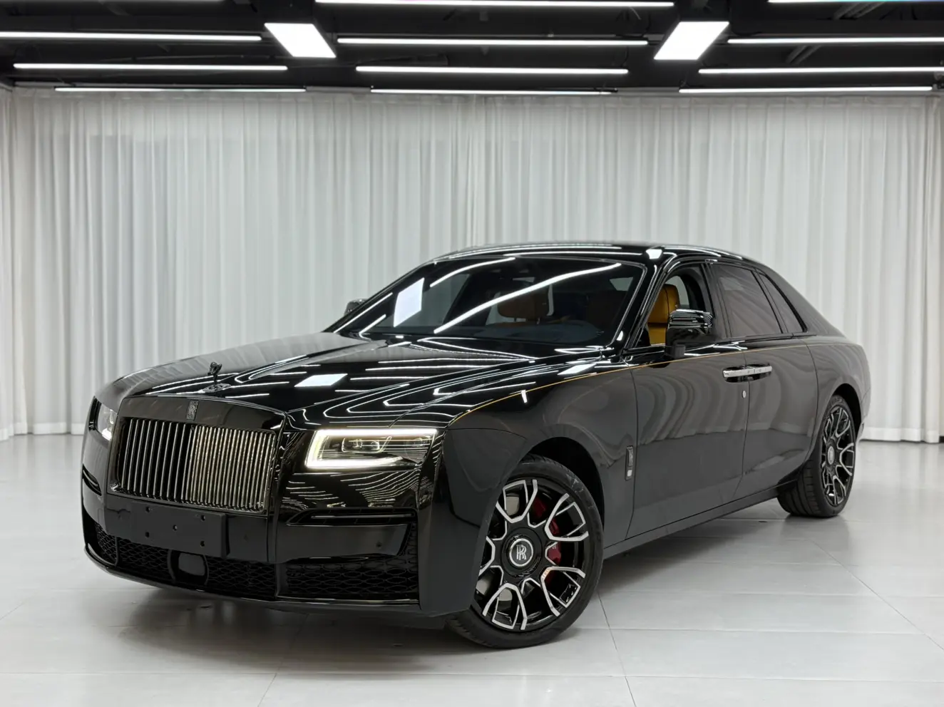 Rolls Royce Ghost  из Китая