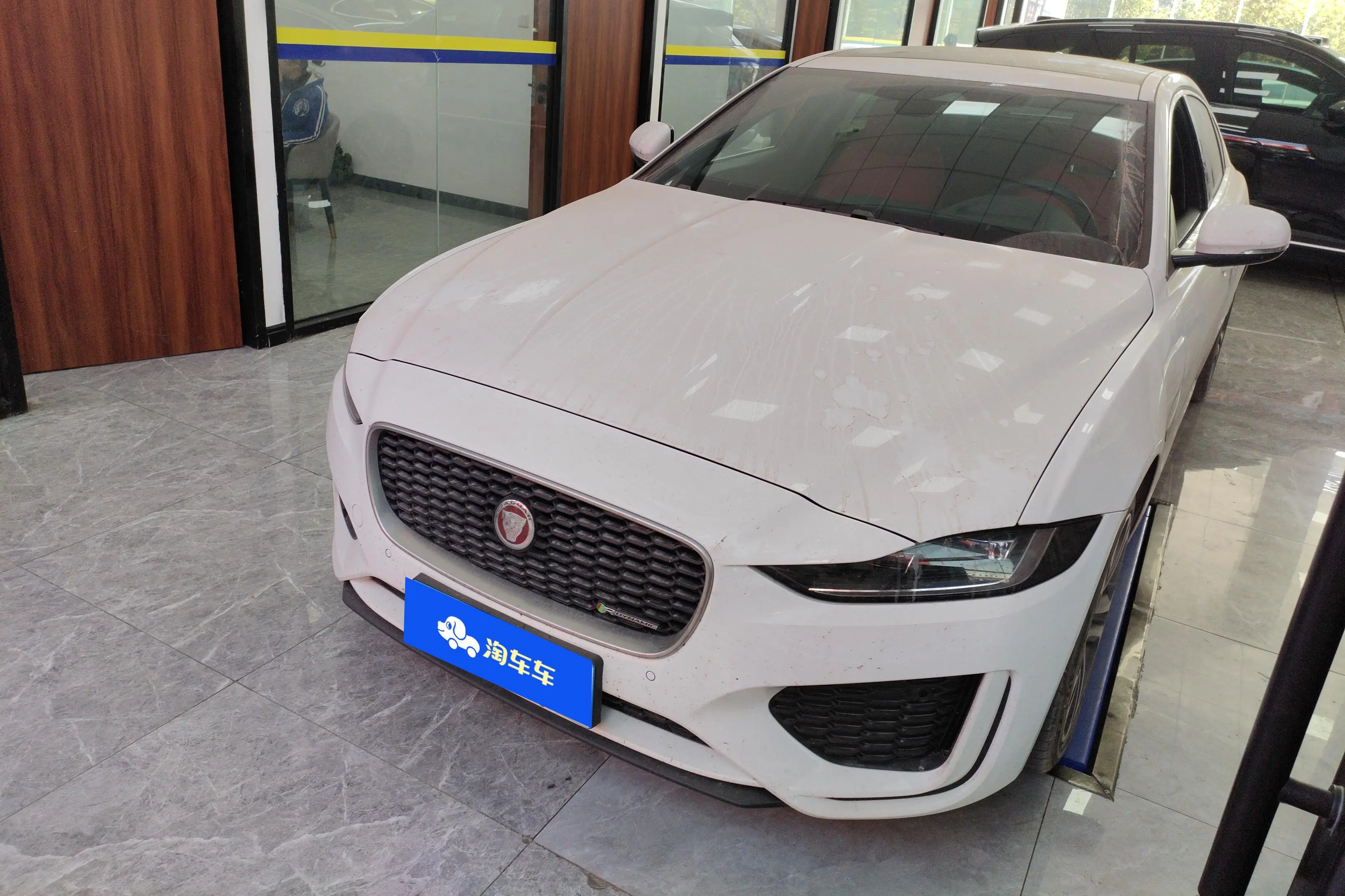 Jaguar XEL  из Китая