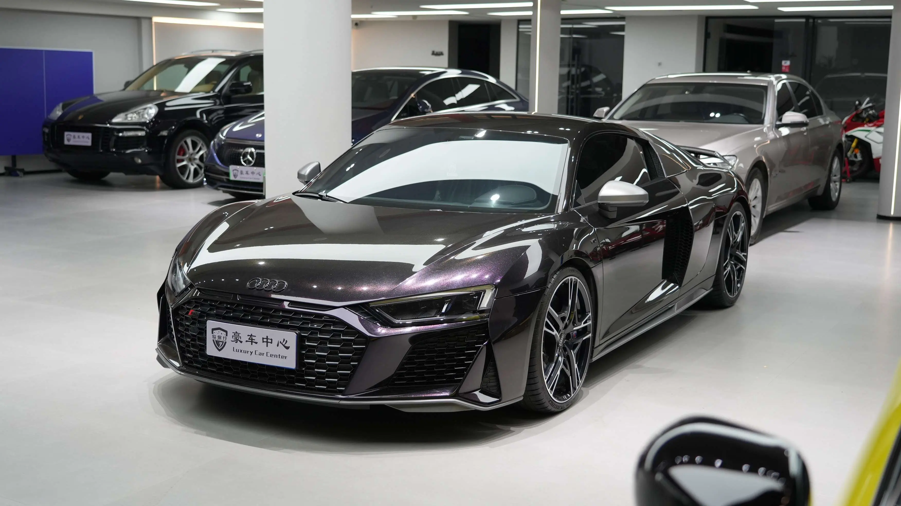 Audi R8  из Китая
