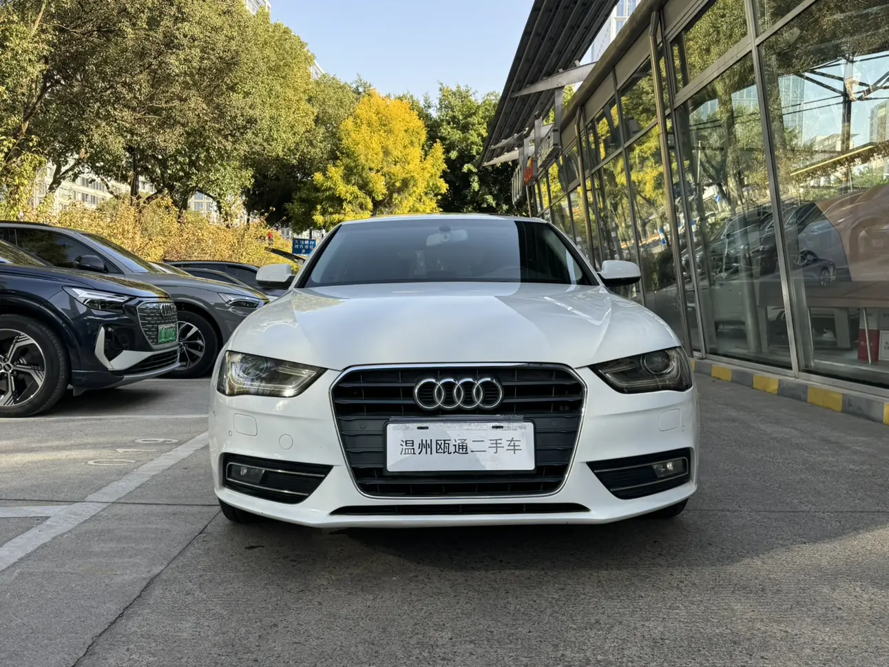 Audi A4L  из Китая