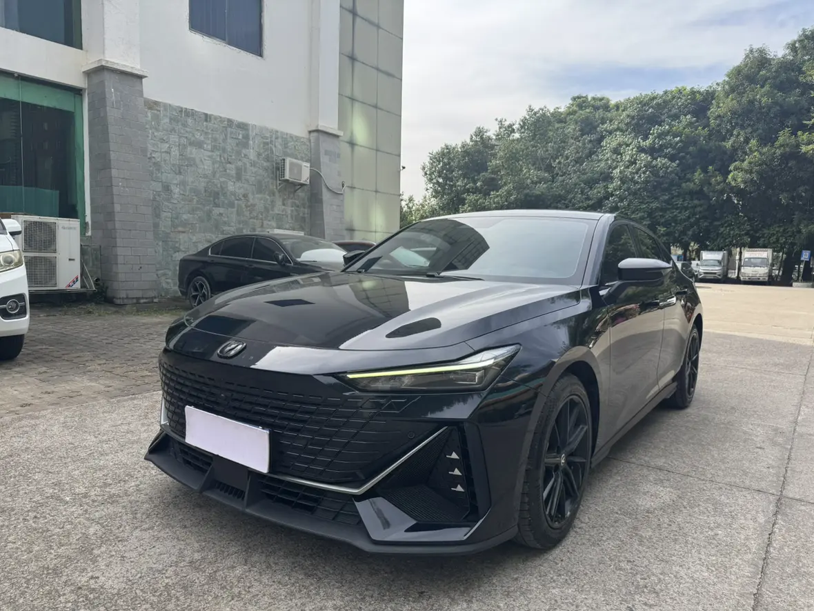 Changan UNI-V  из Китая