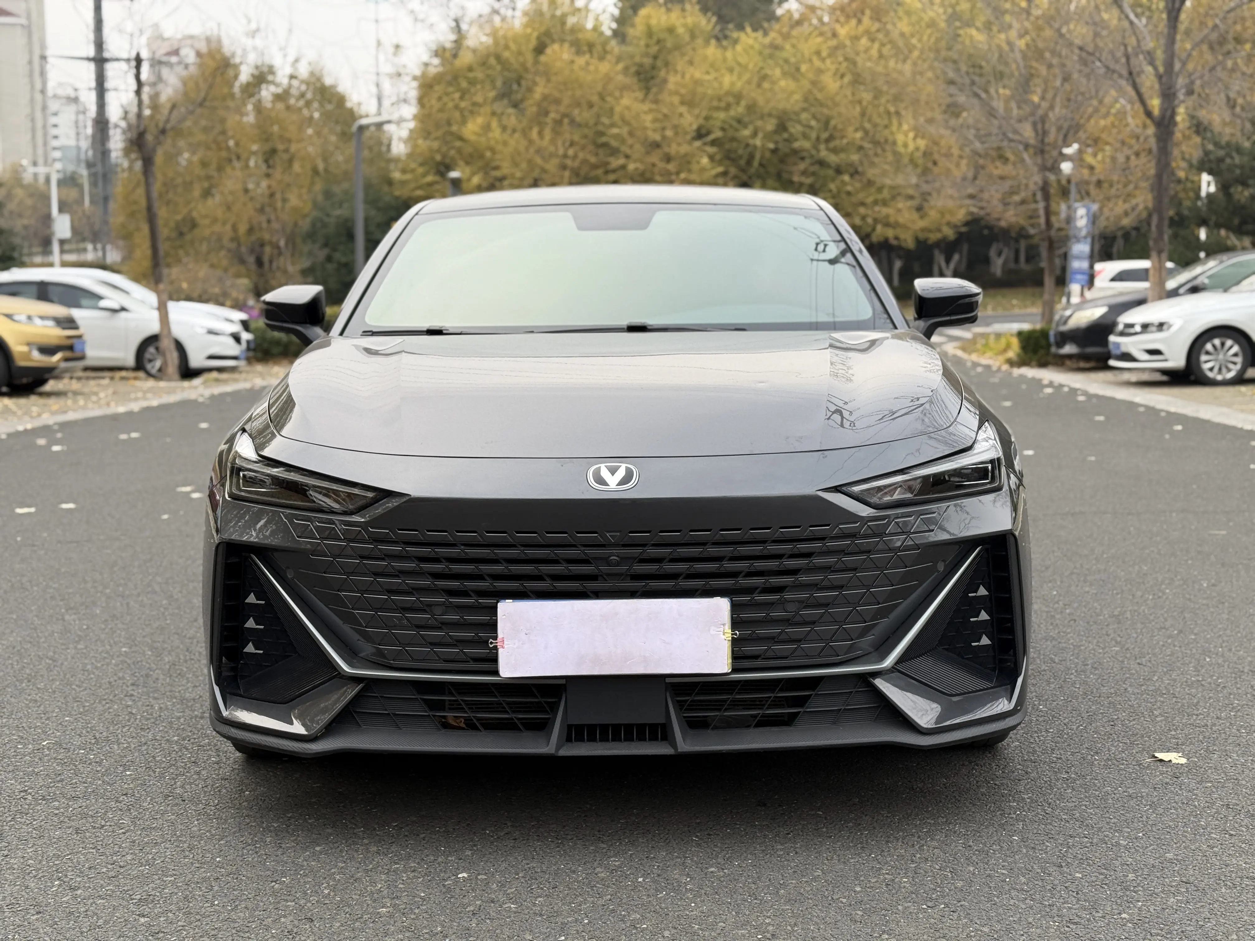 Changan UNI-V  из Китая