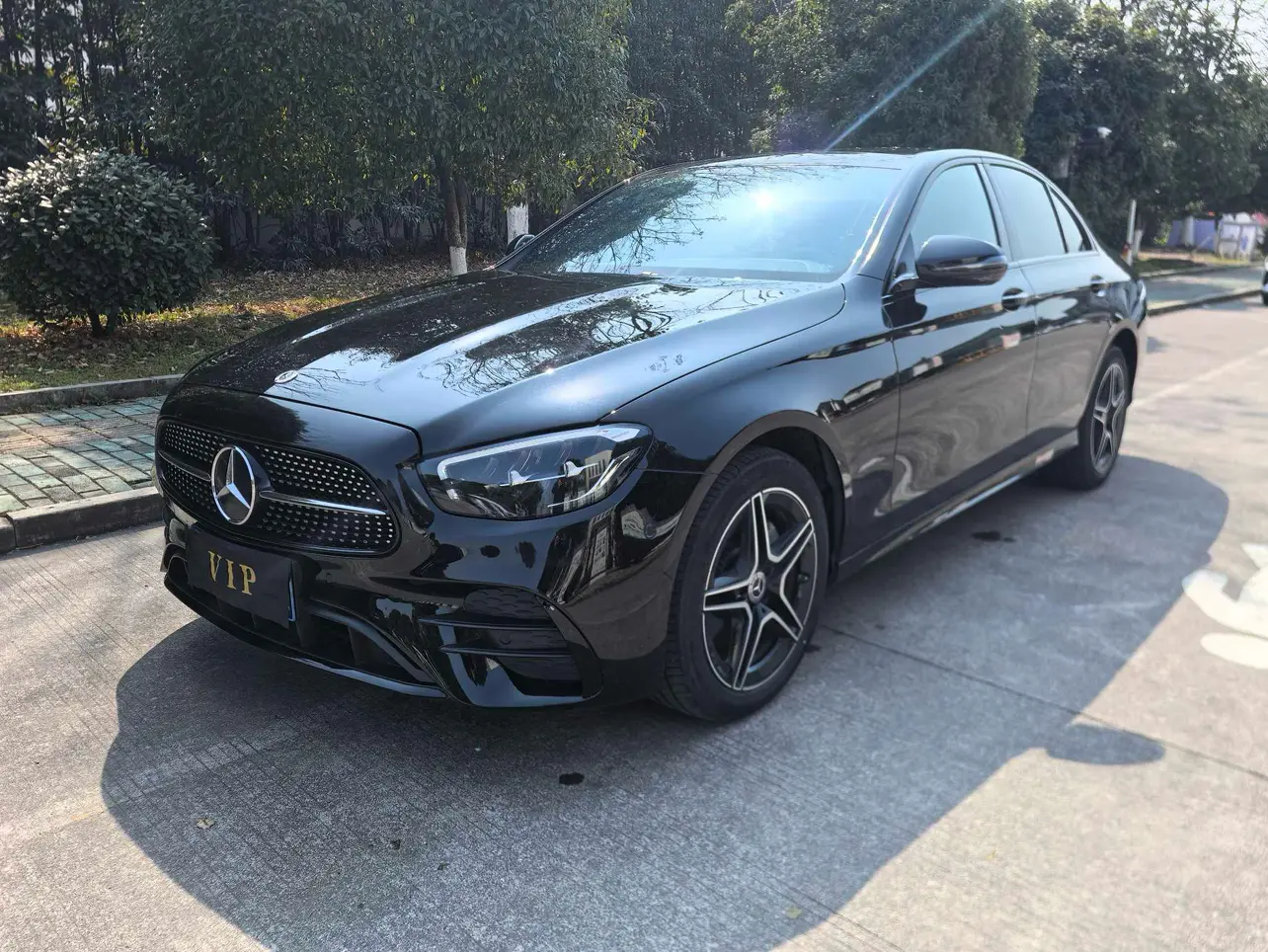 Mercedes-Benz E-Class (imported)  из Китая