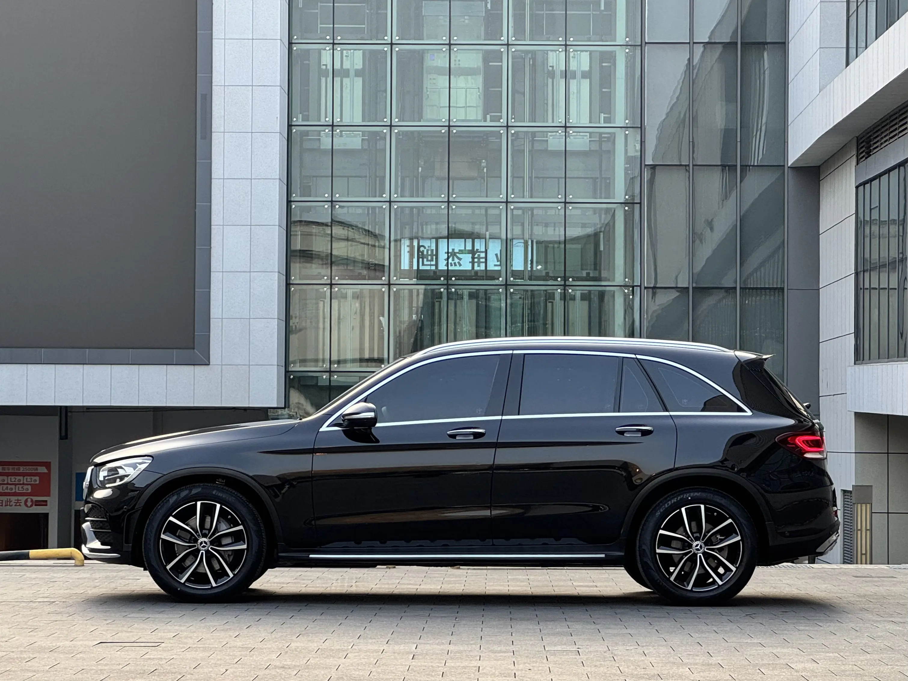 Mercedes-Benz GLC  из Китая