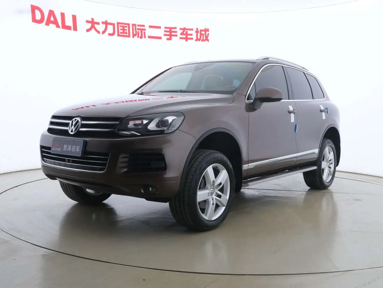 Volkswagen Touareg  из Китая