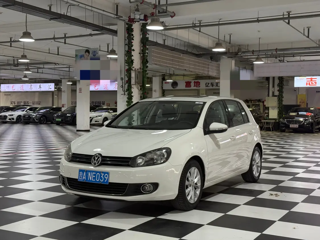 Volkswagen Golf  из Китая
