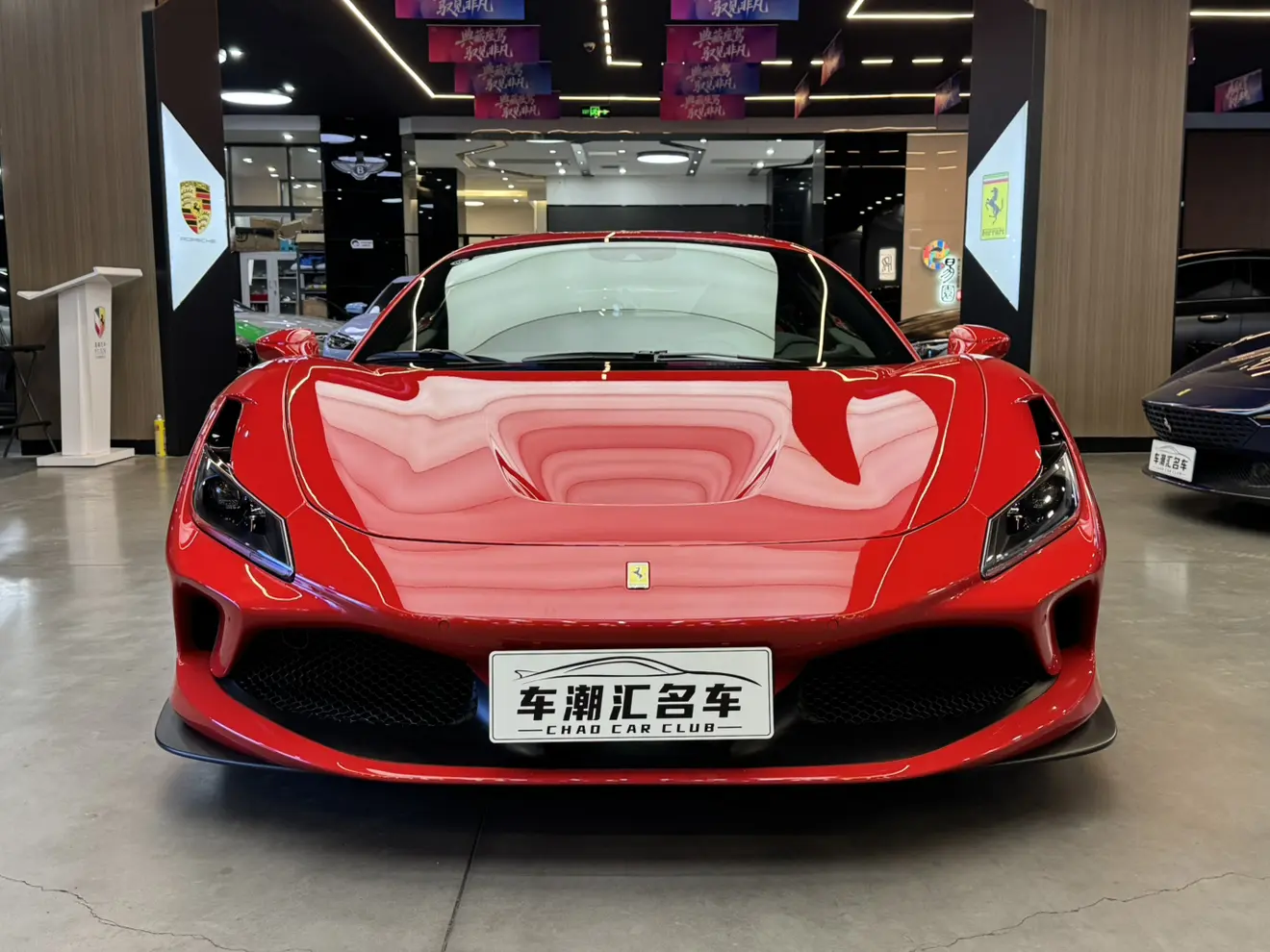 Ferrari F8  из Китая