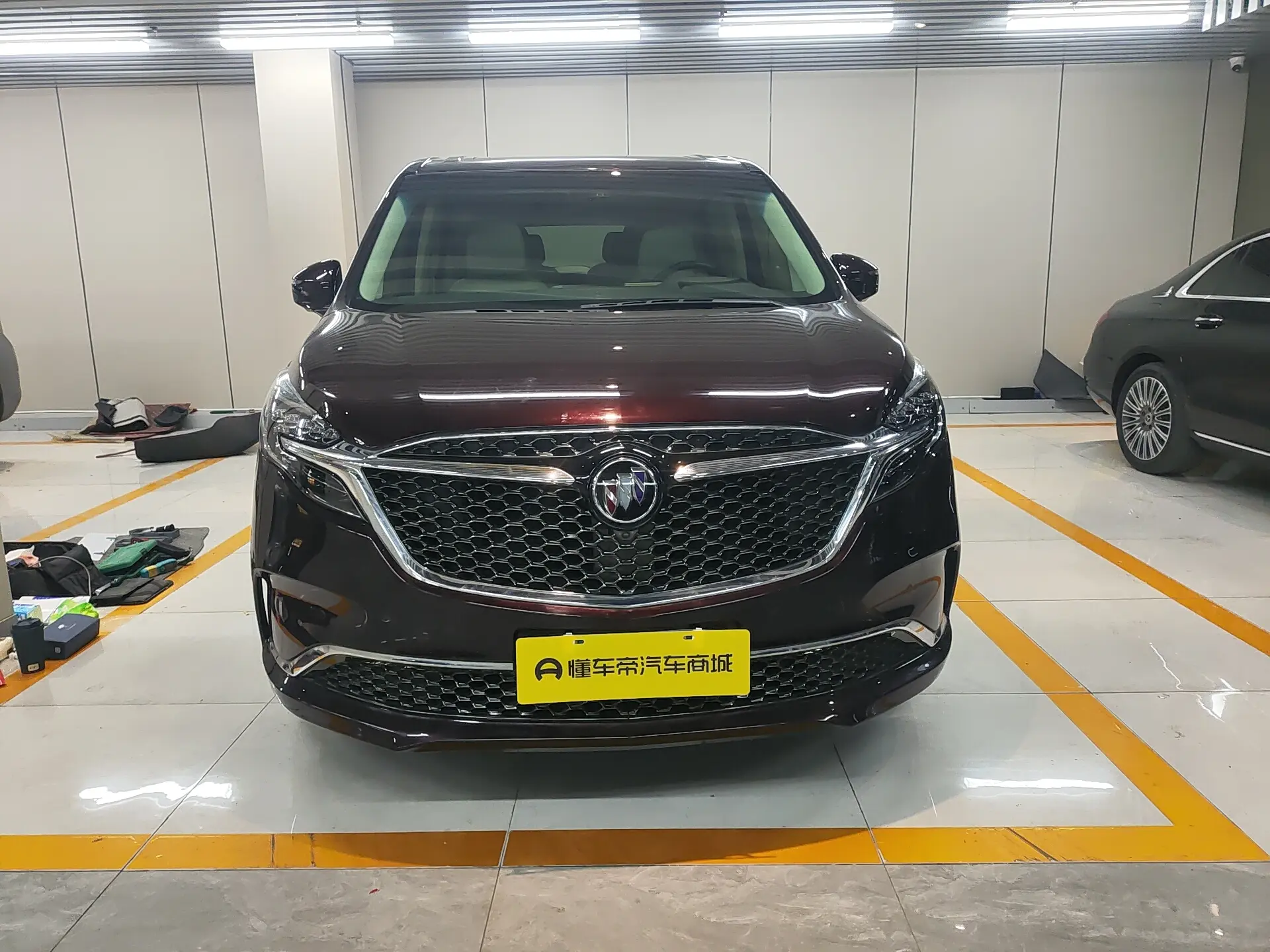 Buick GL8  из Китая