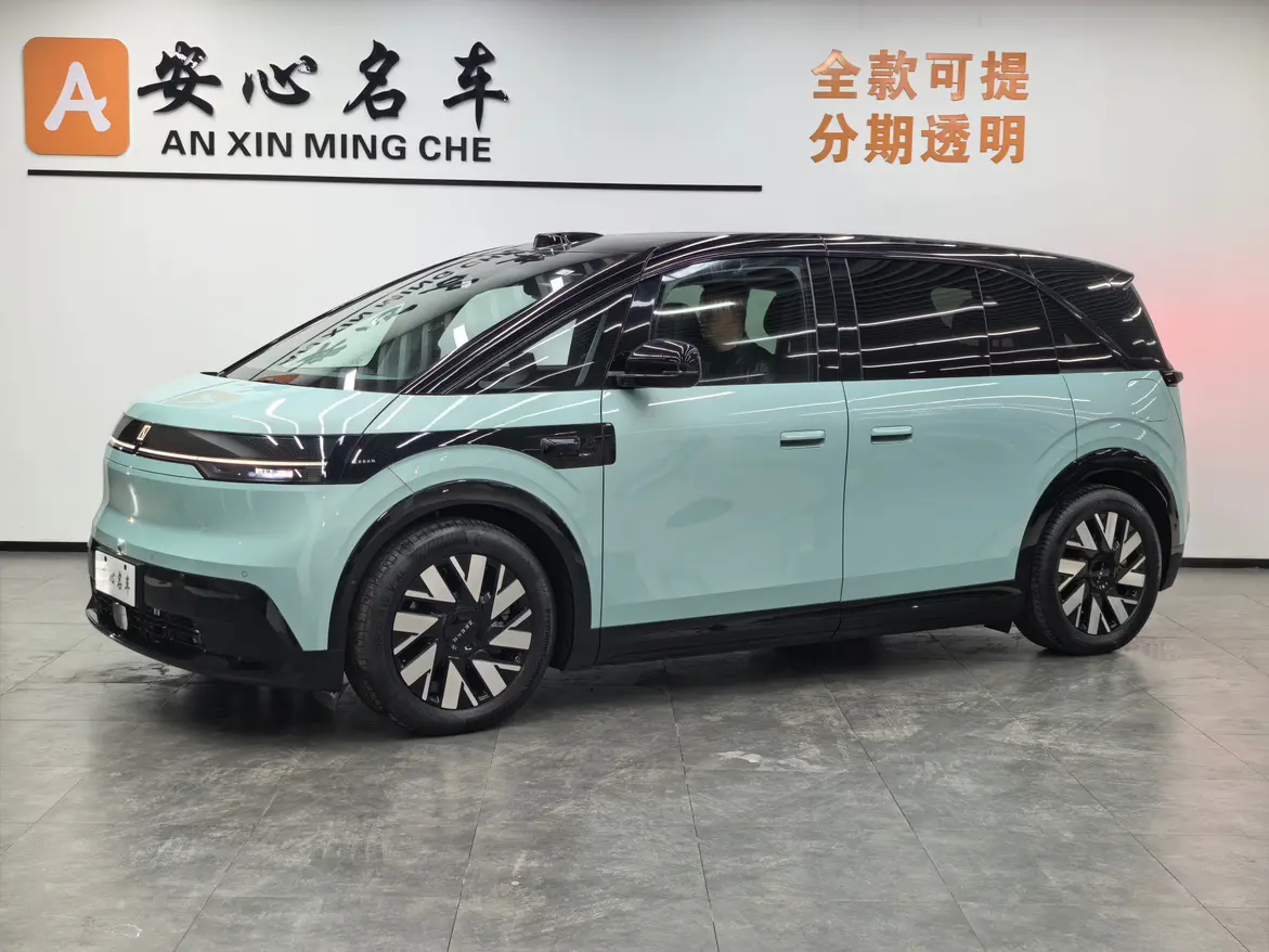 ZEEKR MIX  из Китая