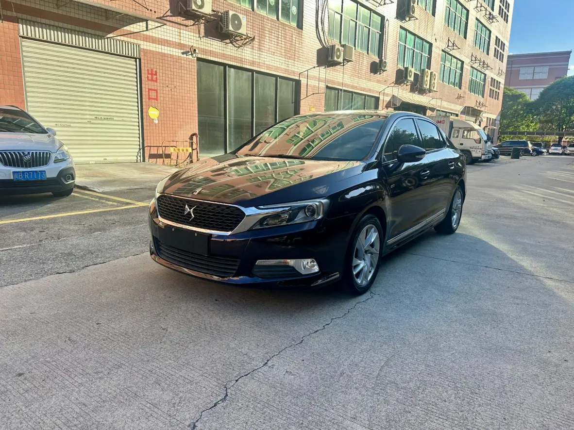 DS 5LS  из Китая