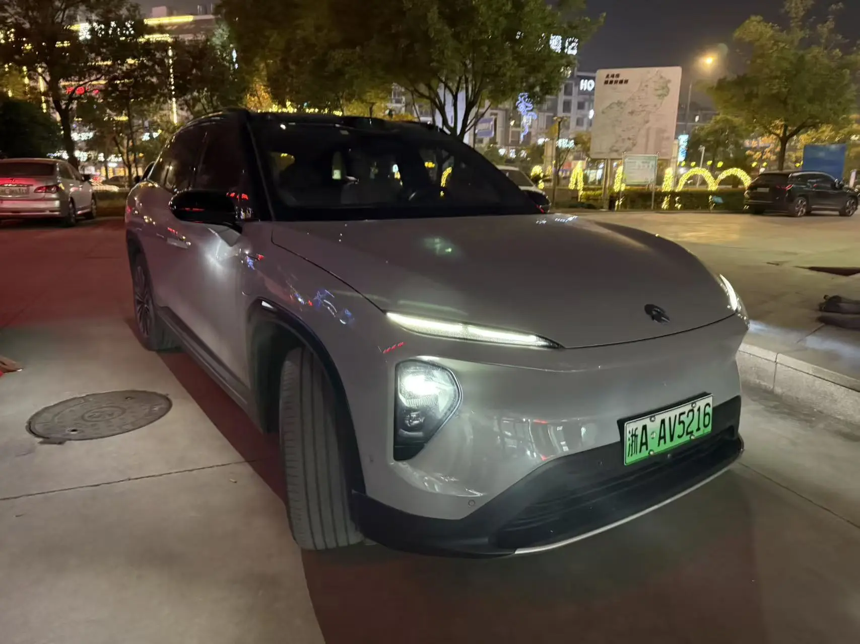 NIO ES7  из Китая