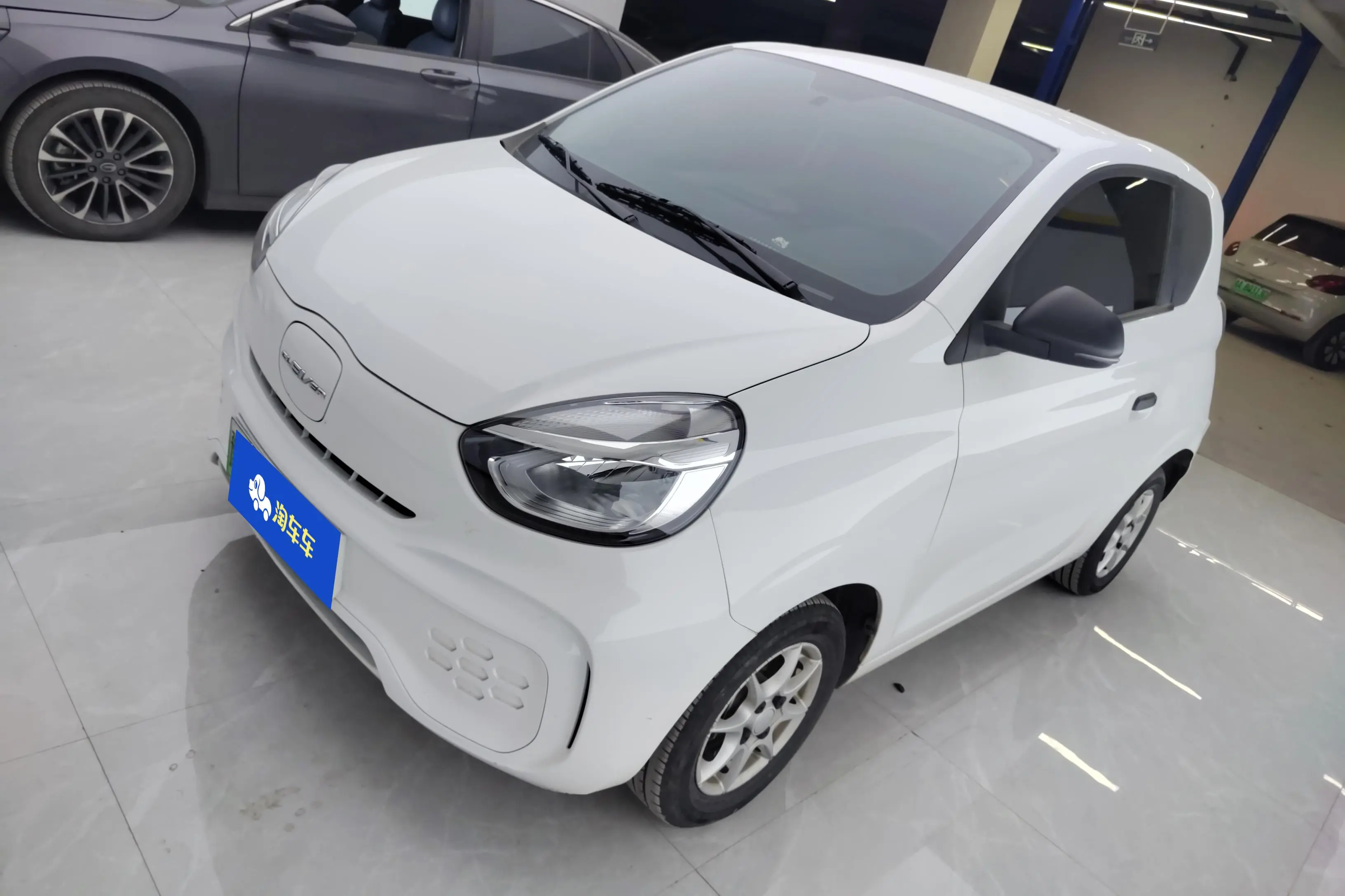 Roewe CLEVER  из Китая