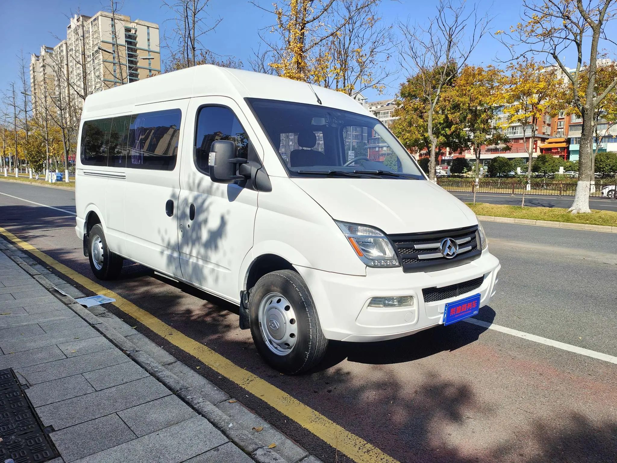 Datong Xintu V80  из Китая