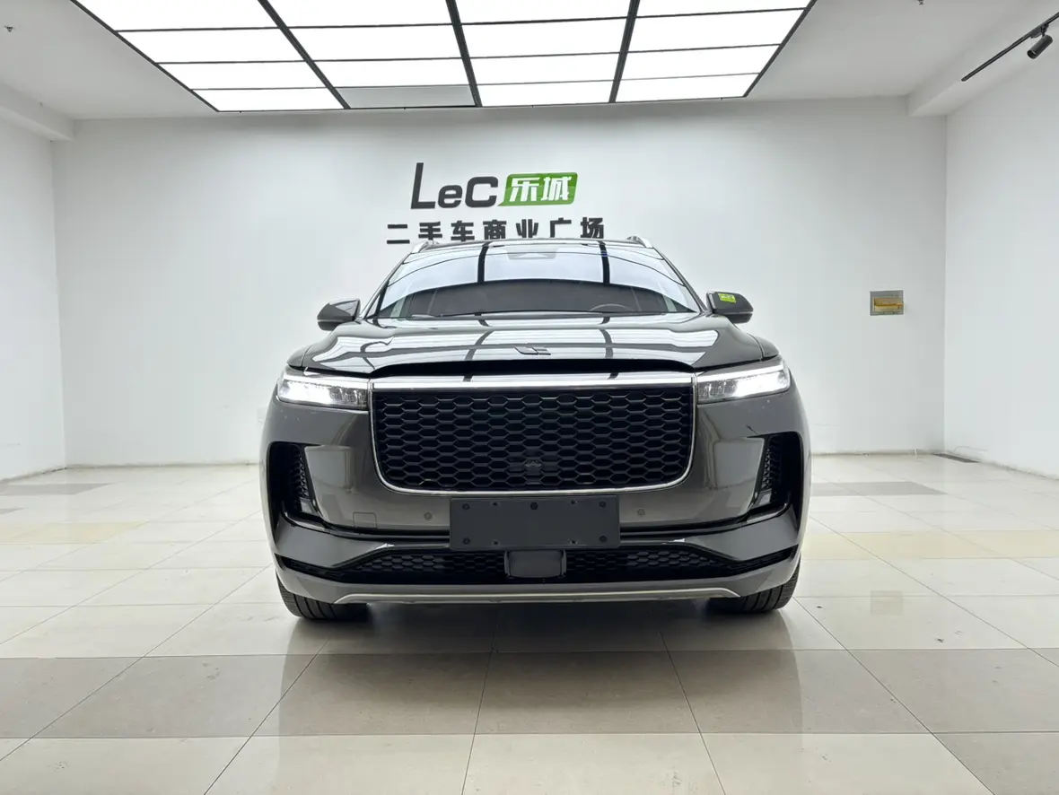 Li ONE (Ideal ONE)  из Китая