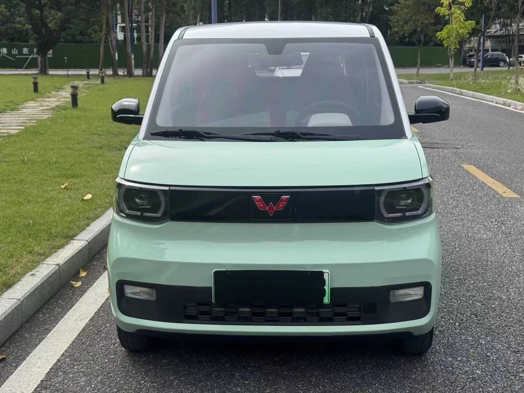Wuling Hongguang MINIEV  из Китая