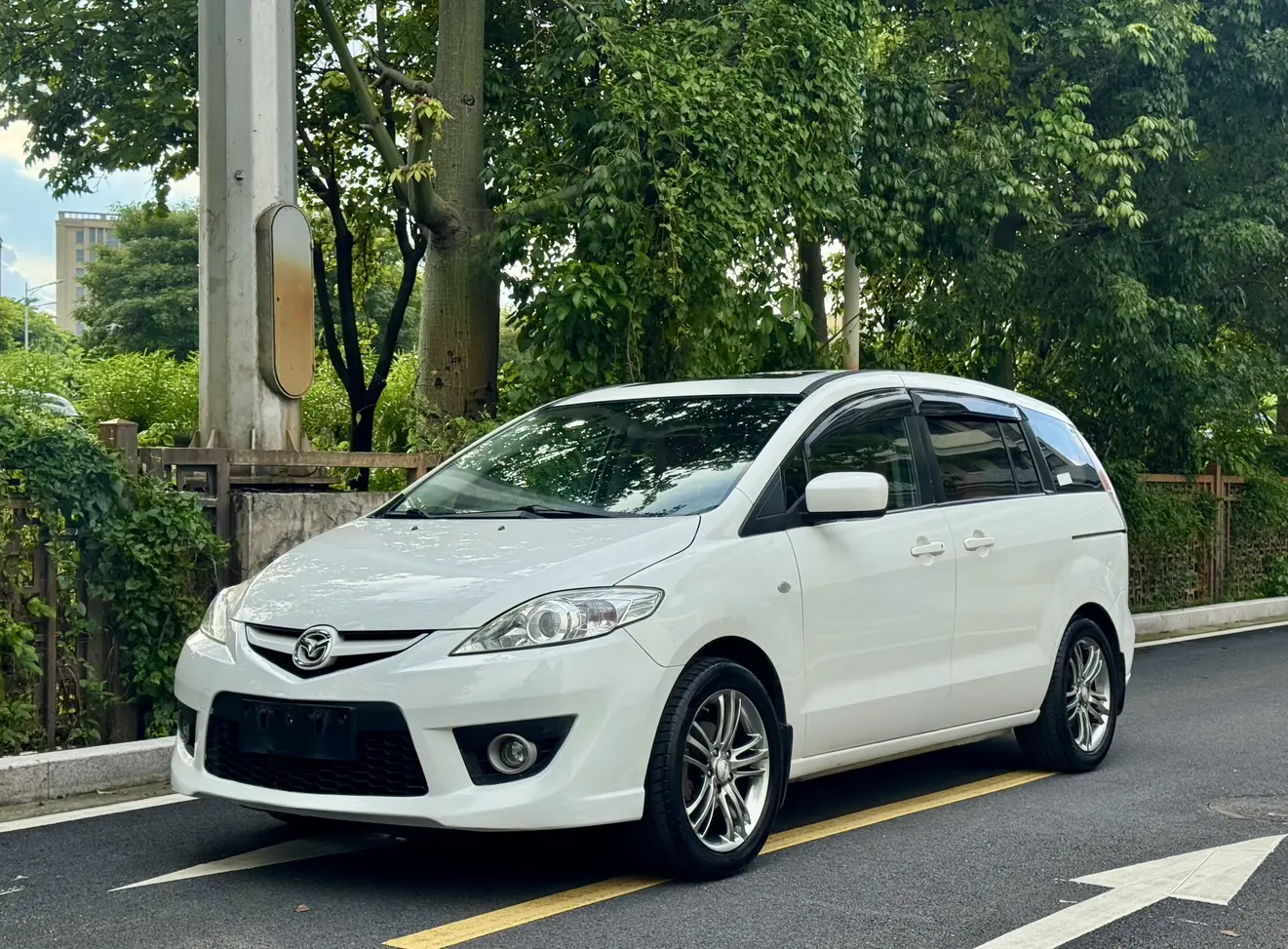 Mazda 5  из Китая