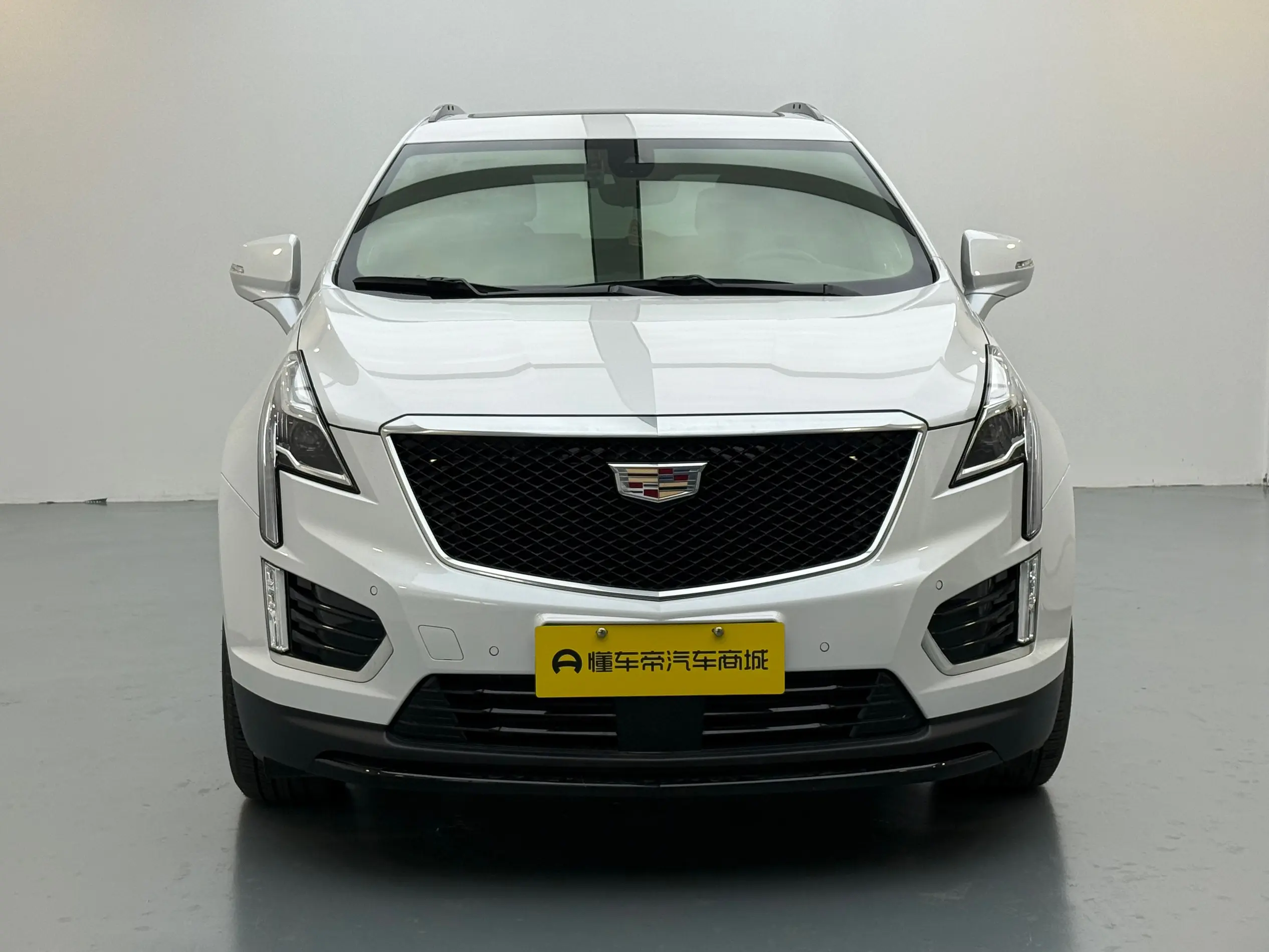 Cadillac XT5  из Китая