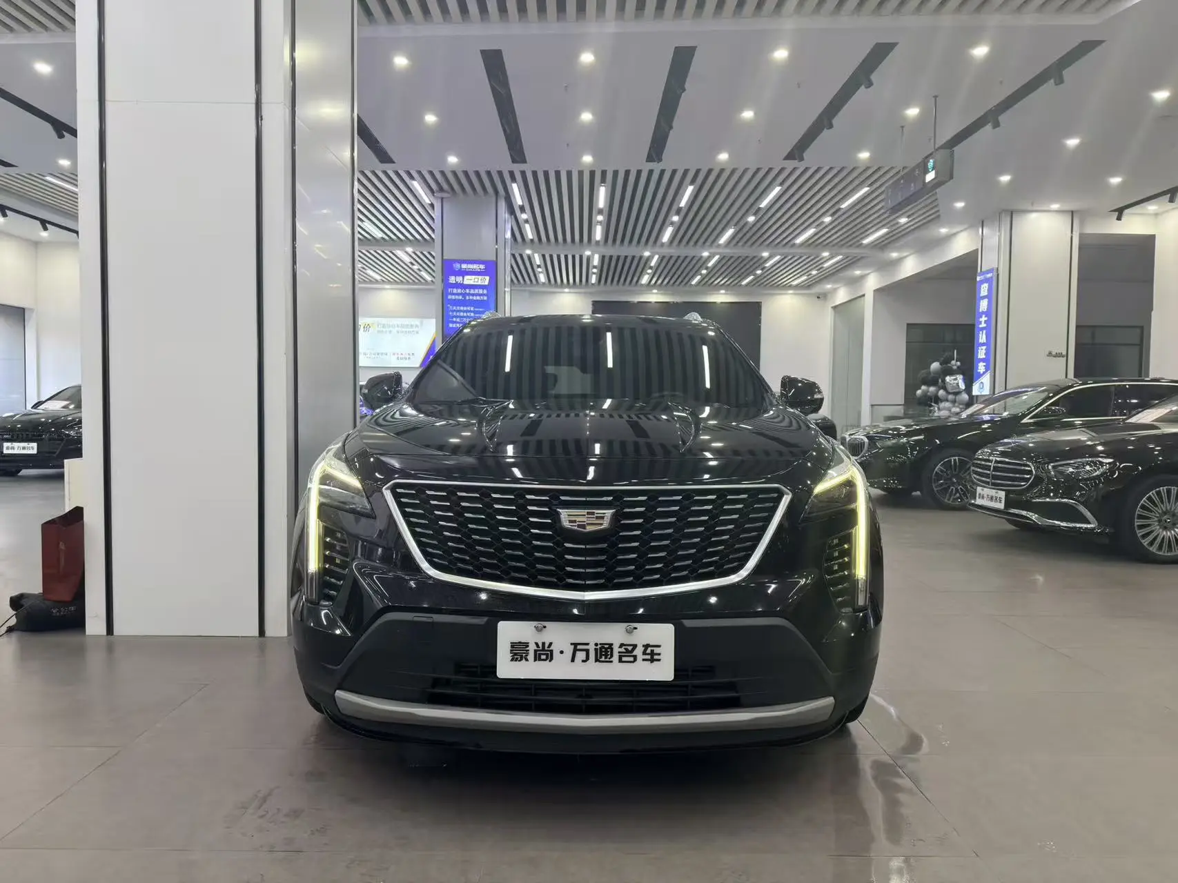 Cadillac XT4  из Китая